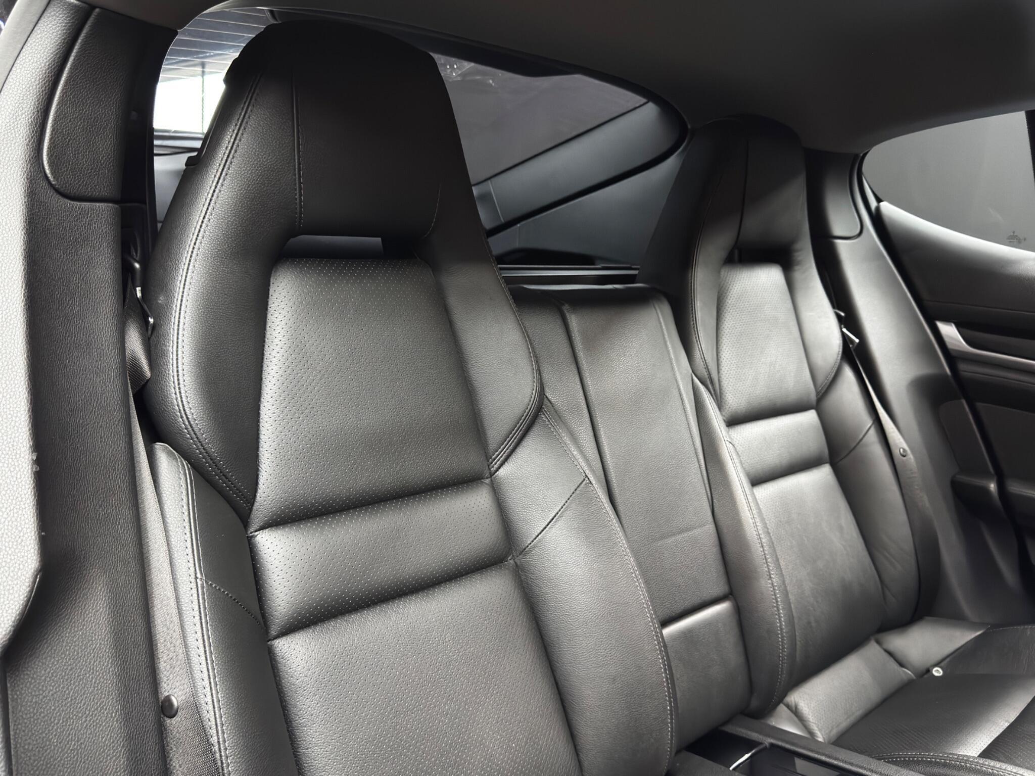 Porsche Panamera - Image 15