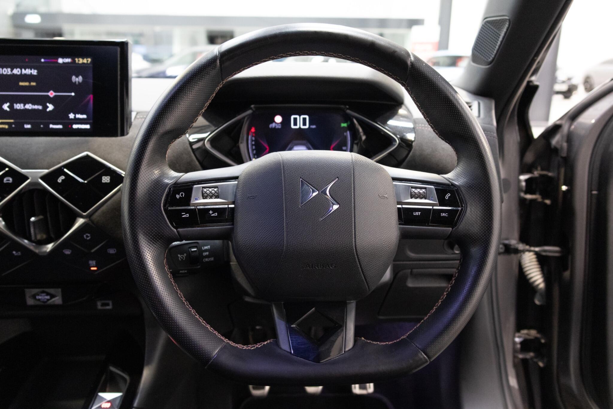 DS AUTOMOBILES DS 3 CROSSBACK - Image 13