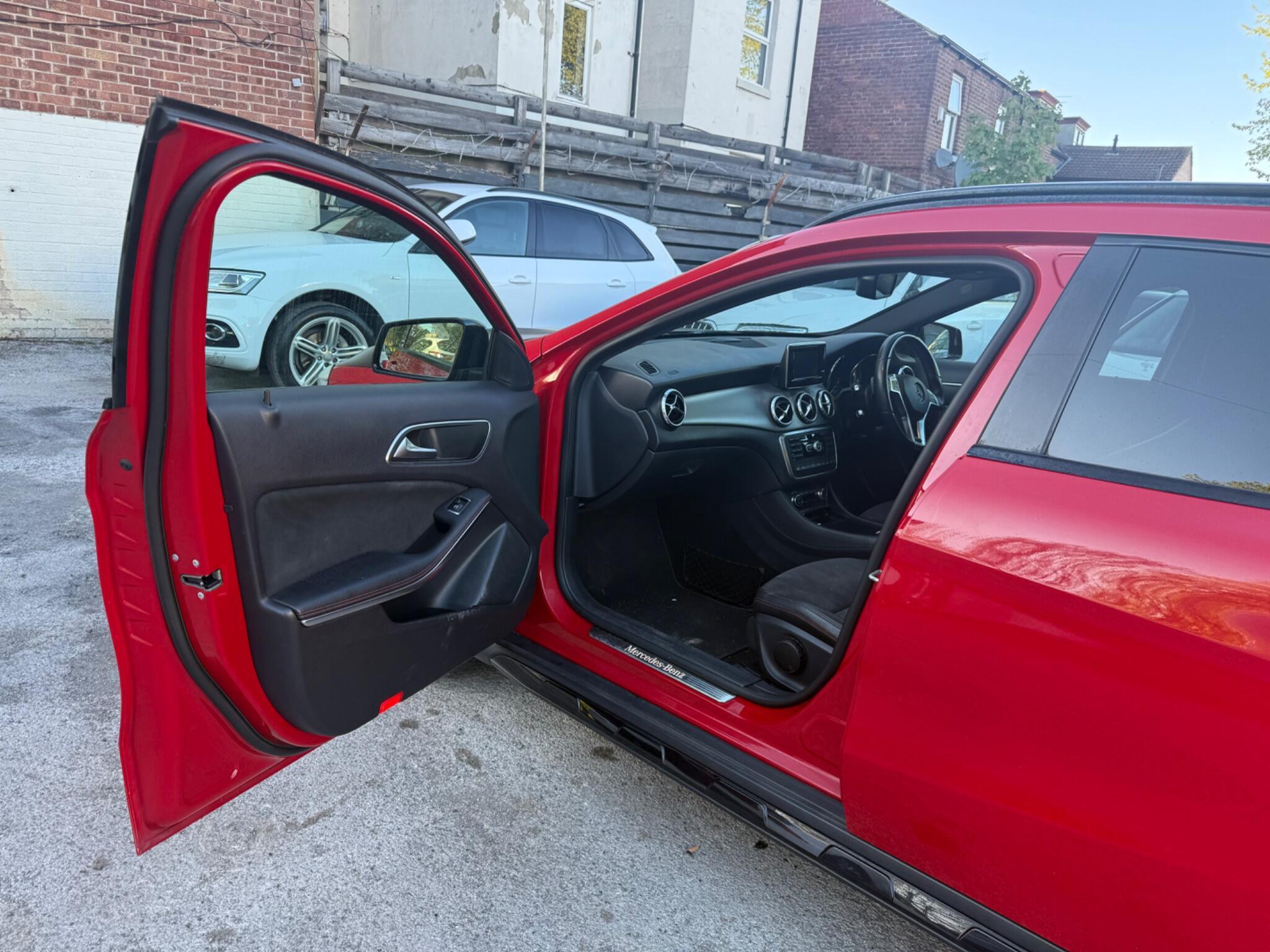 Mercedes GLA - Image 25