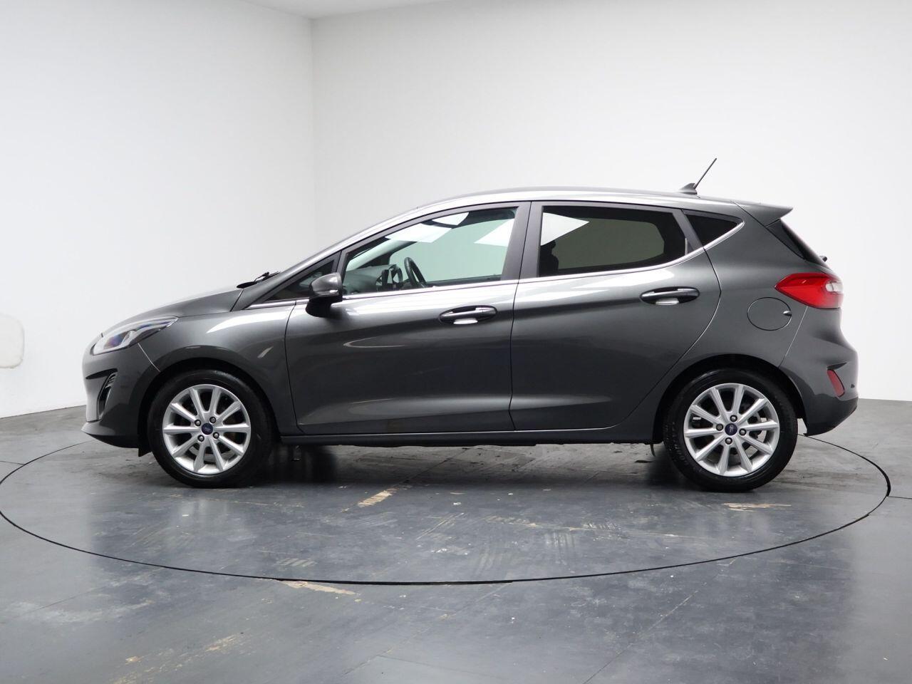 Ford Fiesta - Image 8