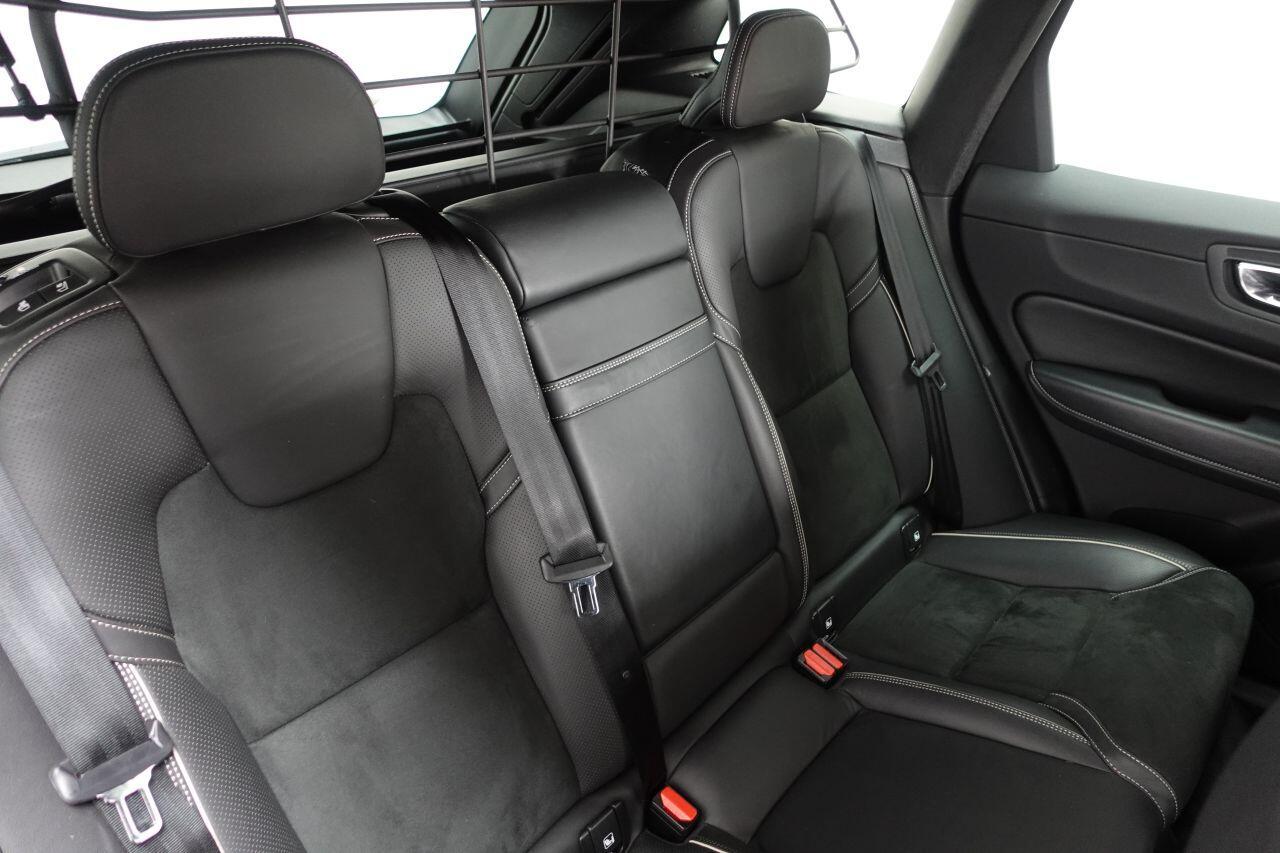 Volvo XC60 - Image 17