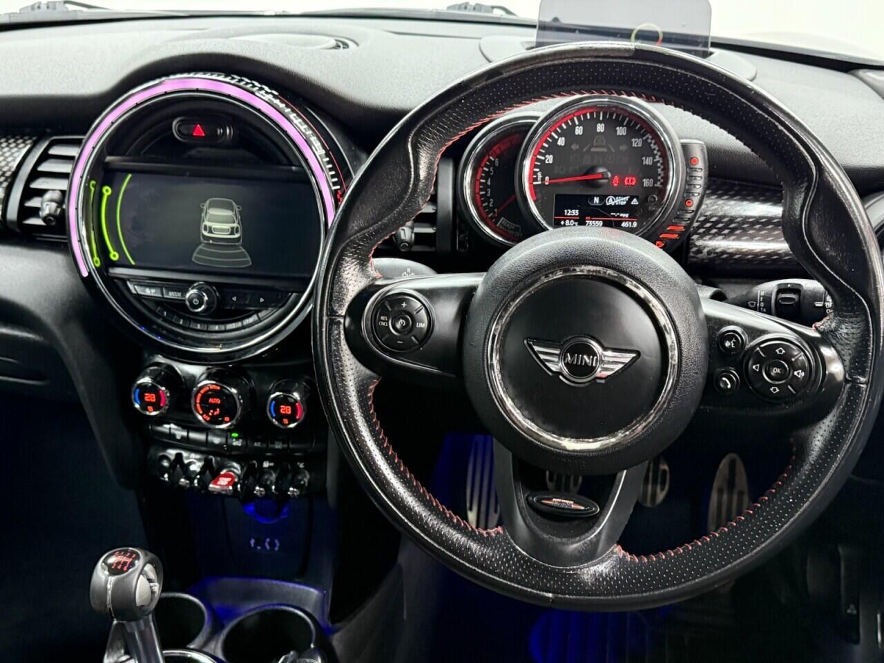 MINI Hatch - Image 14