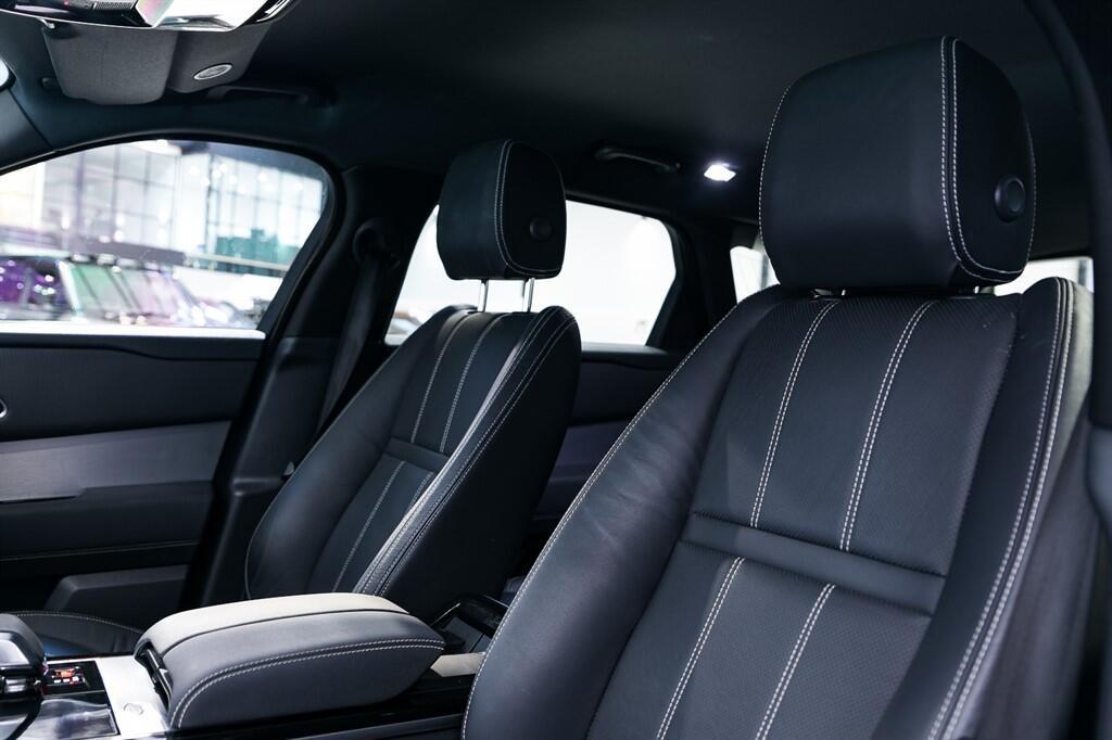 Land Rover Range Rover Velar - Image 13