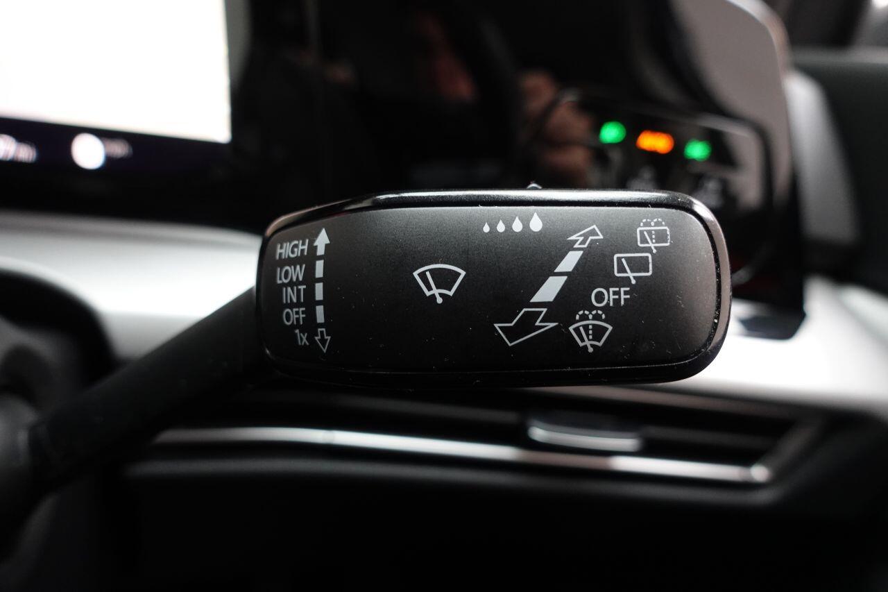 Volkswagen Golf - Image 38