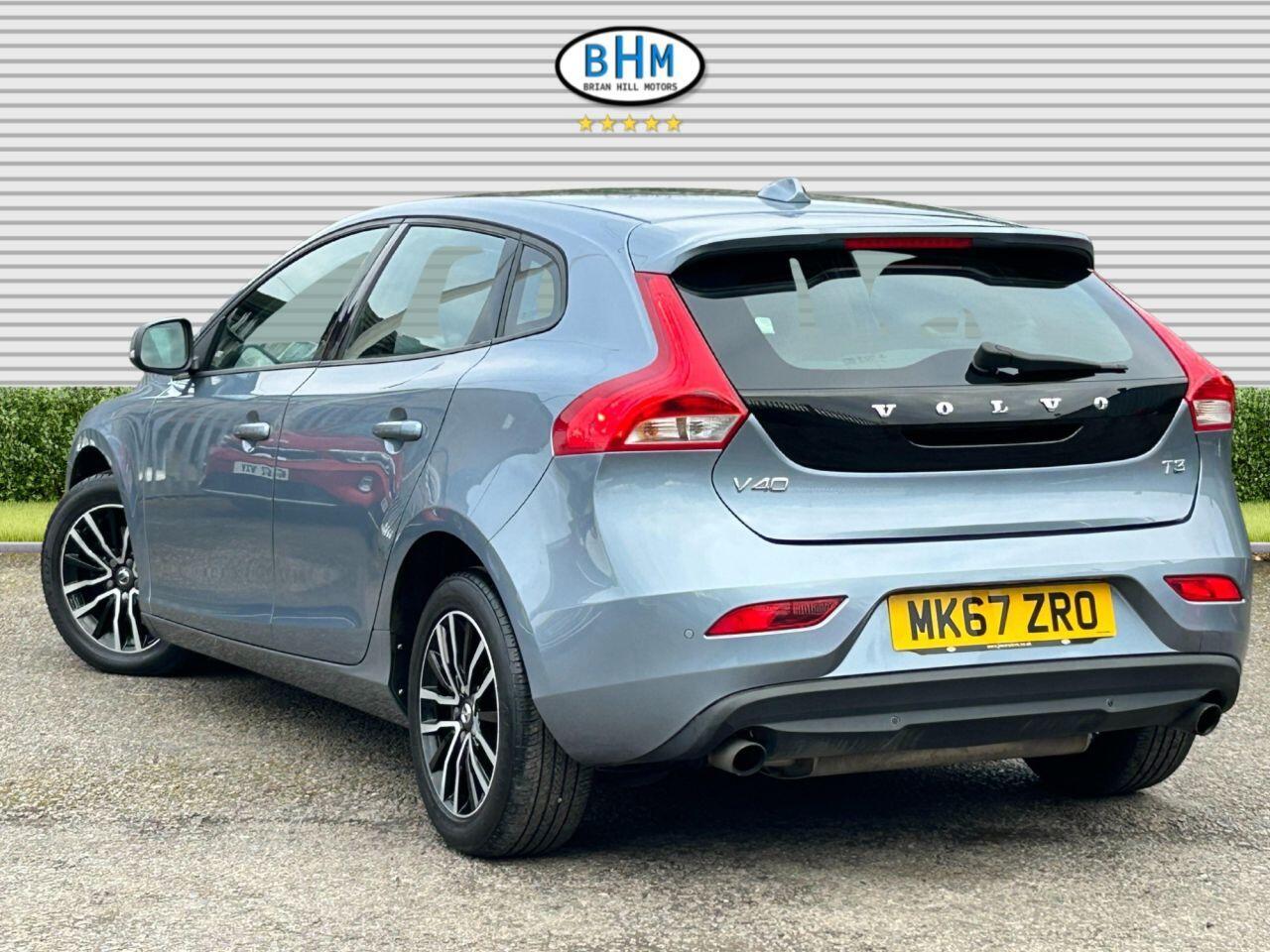 Volvo V40 - Image 23