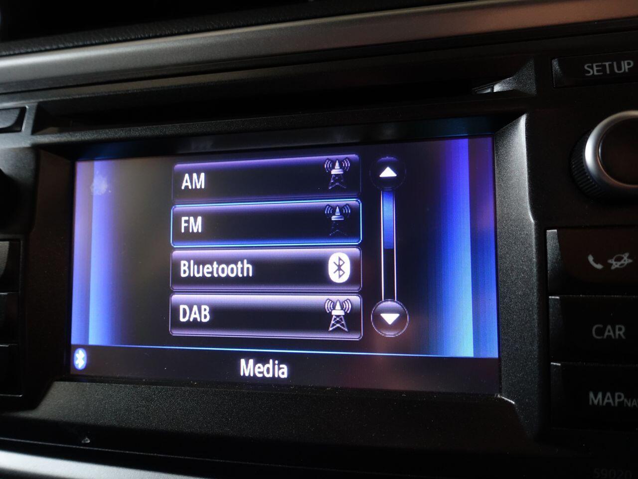 Toyota Auris - Image 32