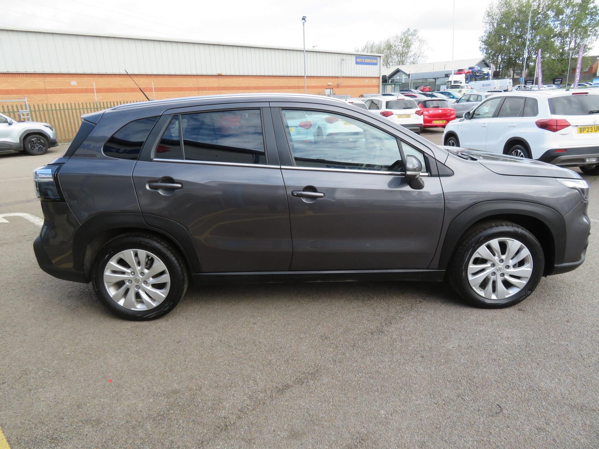 Suzuki S-Cross - Image 10