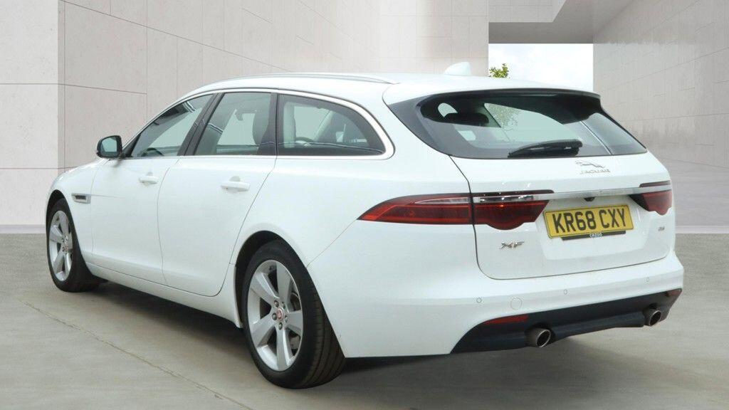 Jaguar XF - Image 5