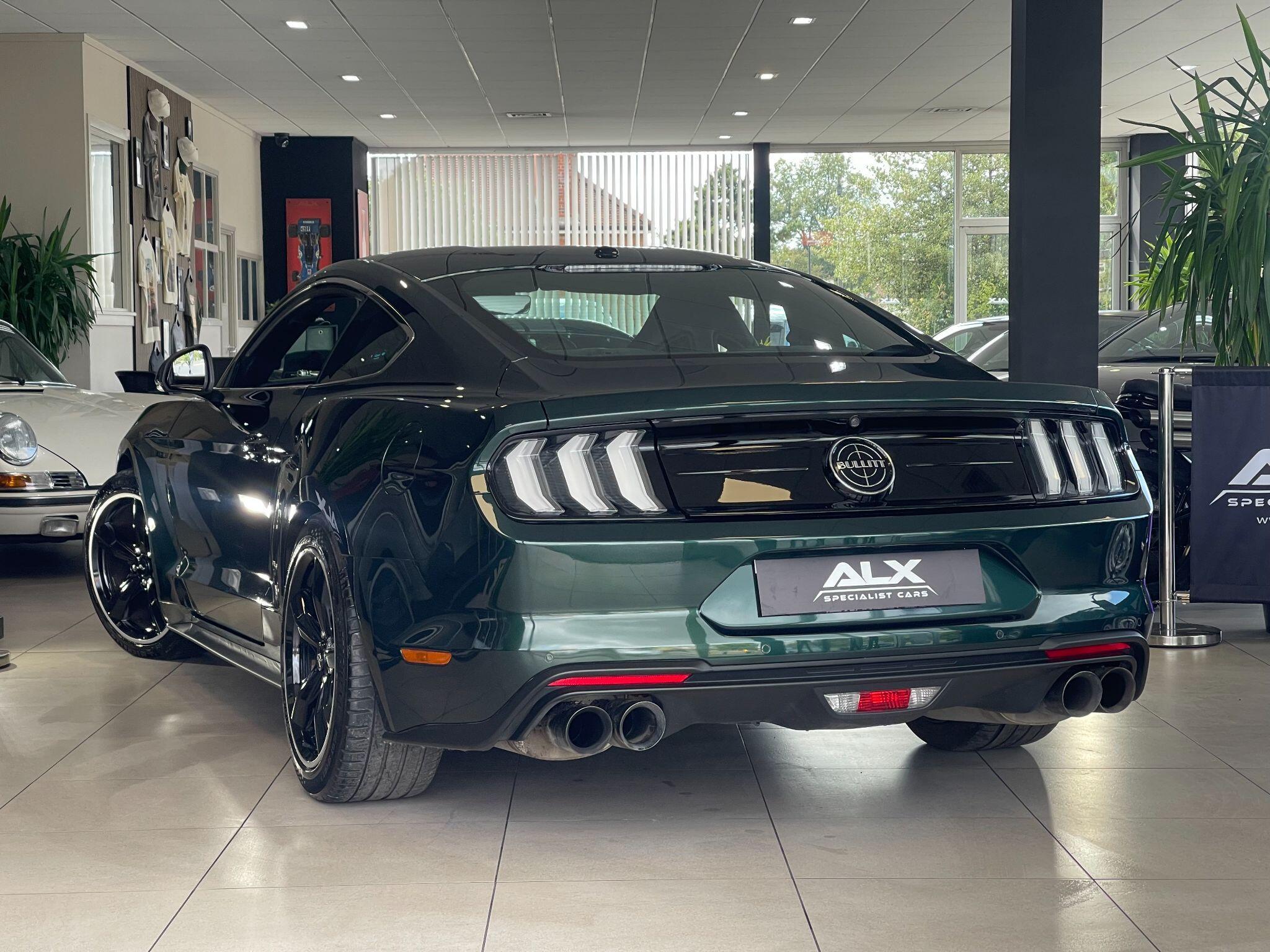 Ford Mustang - Image 4