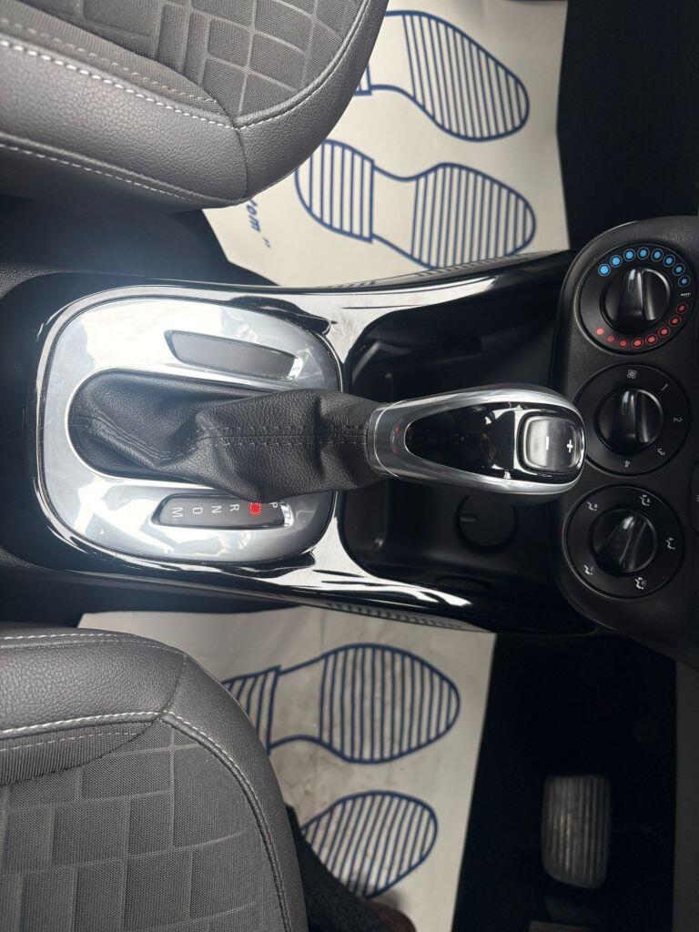 Vauxhall Corsa - Image 15