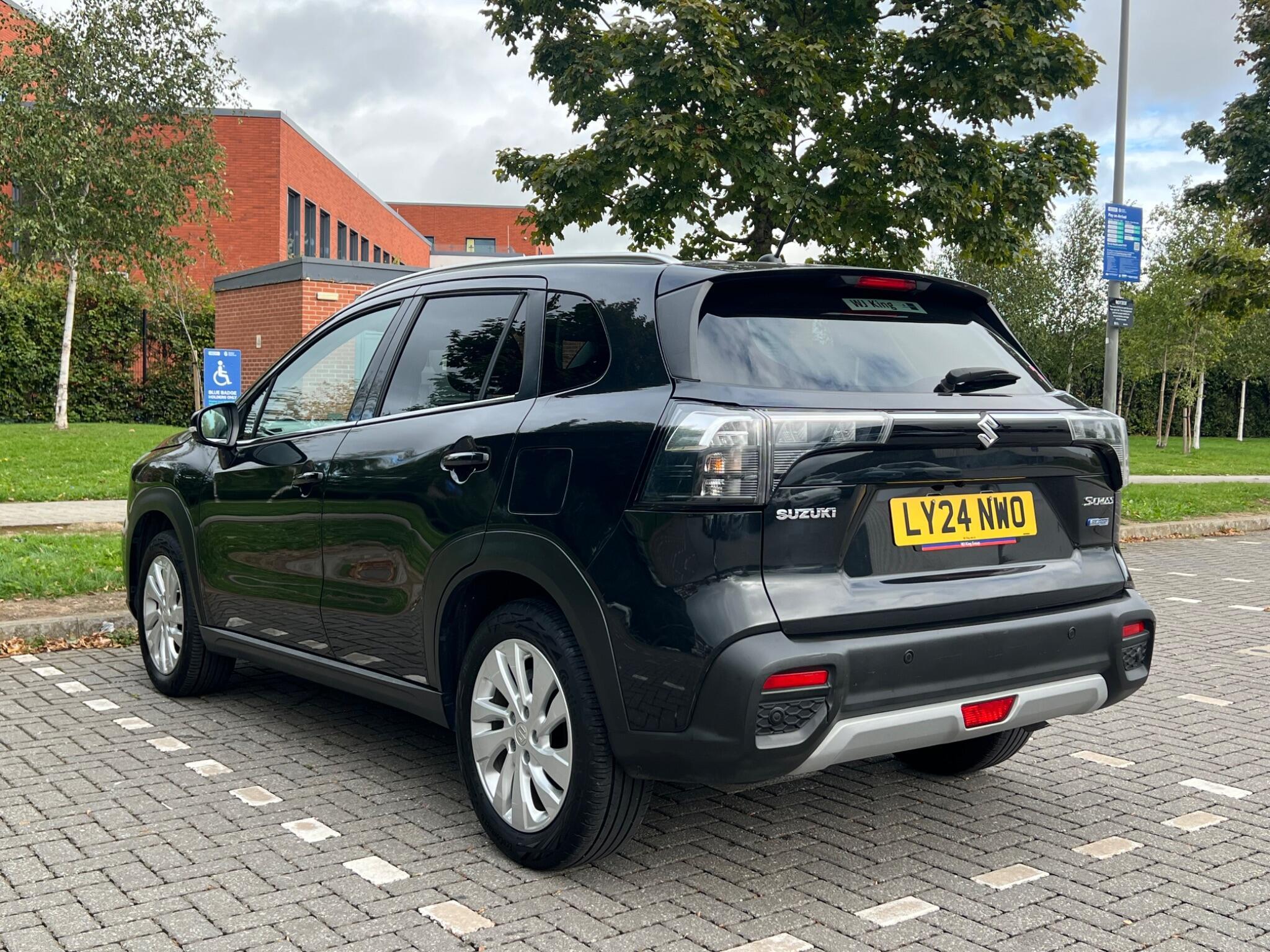 Suzuki S-Cross - Image 4