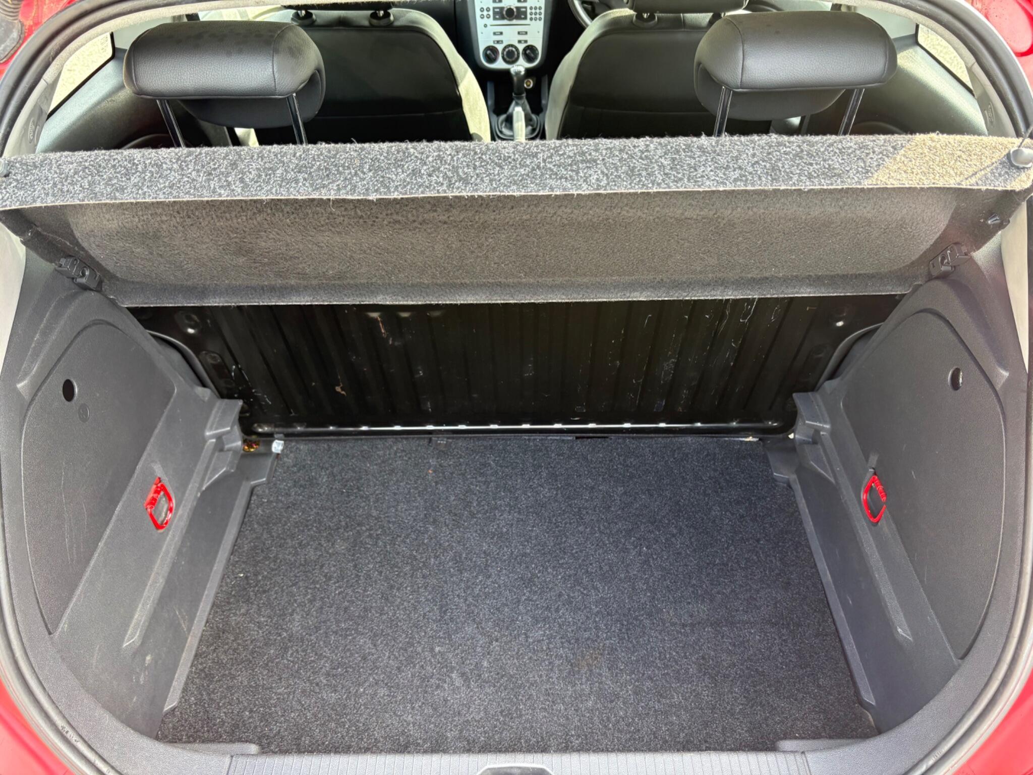 Vauxhall Corsa - Image 18