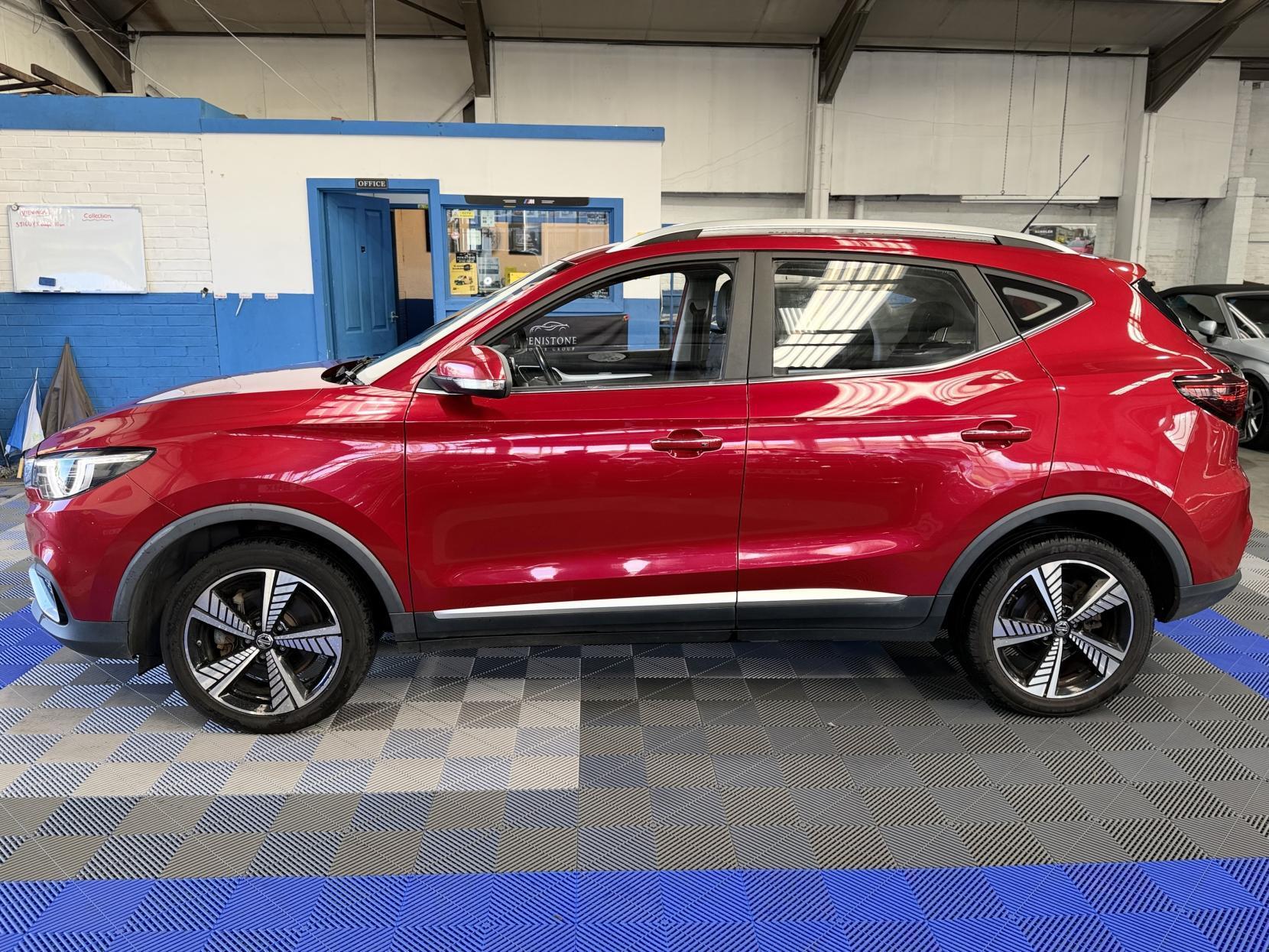 MG MG ZS - Image 4