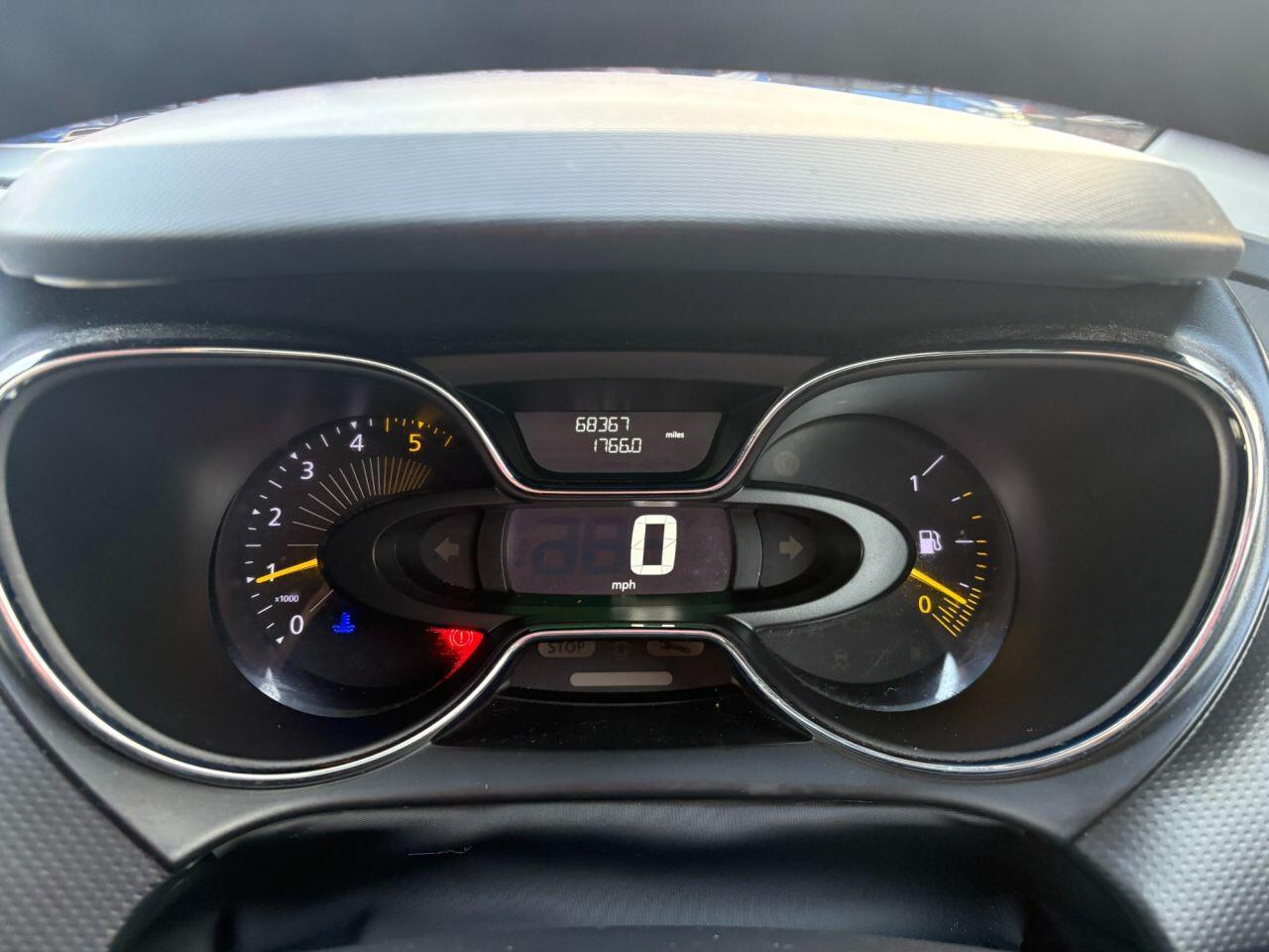 Renault Captur - Image 10