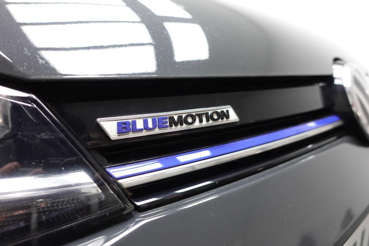 Volkswagen Golf - Image 15