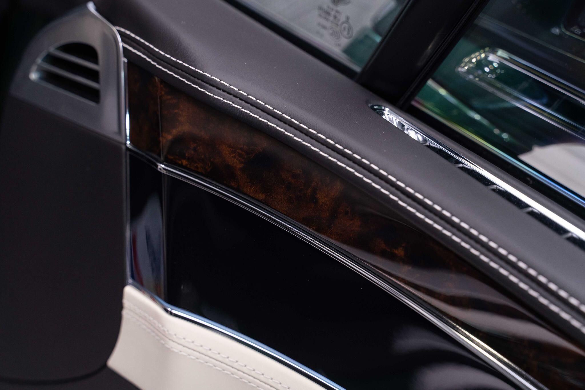 Bentley Continental - Image 26