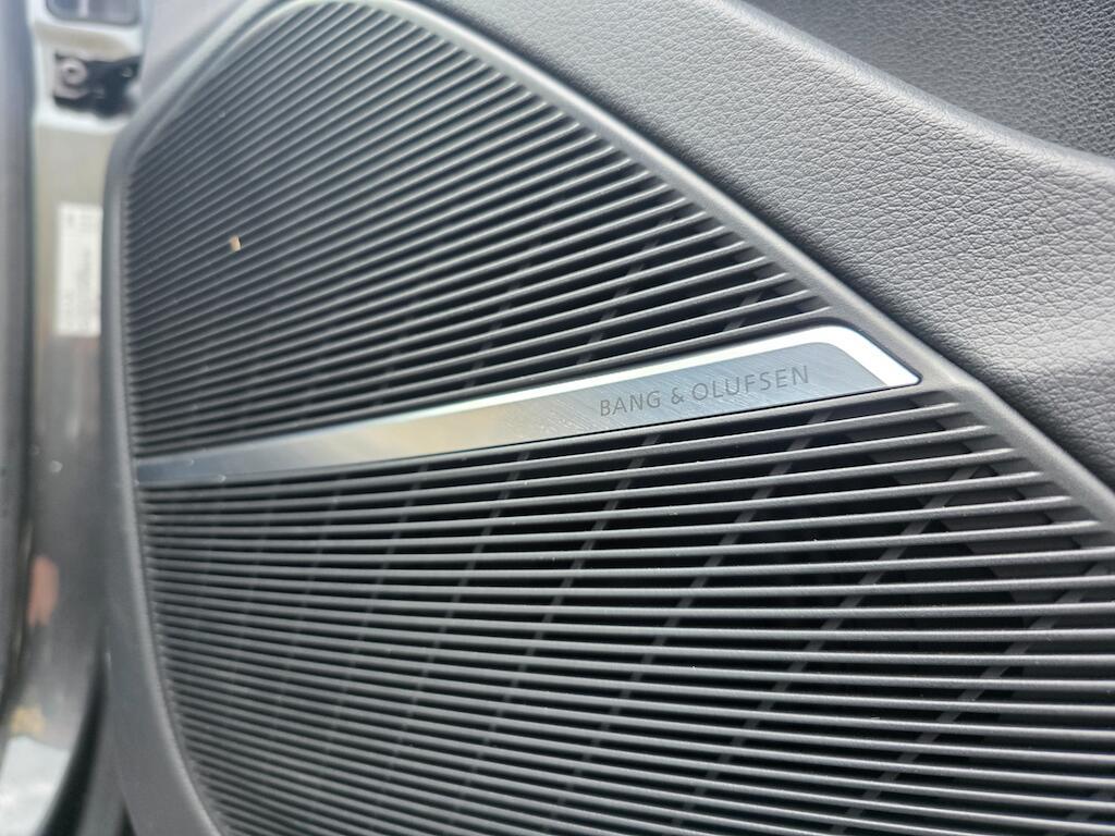 Audi Q8 - Image 27