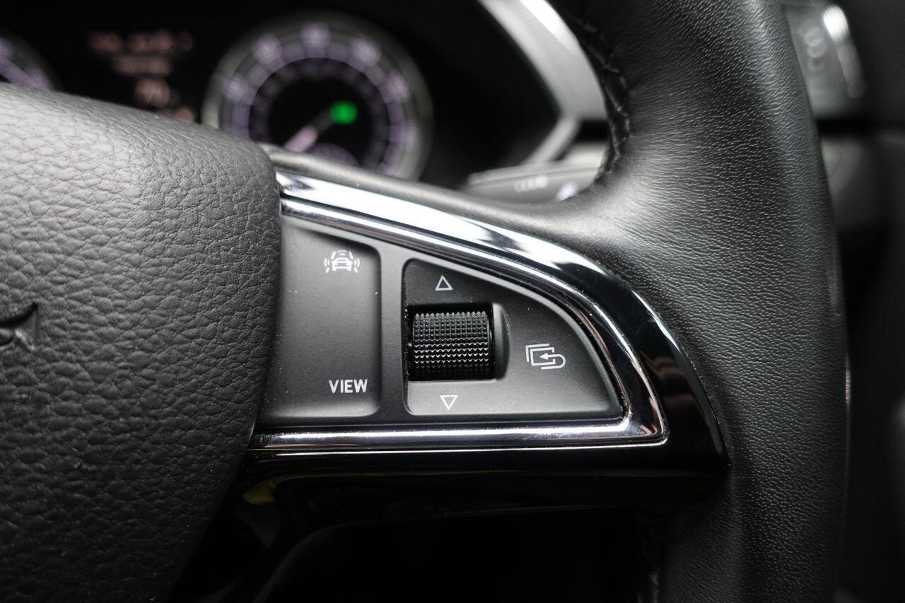 Skoda Superb - Image 55