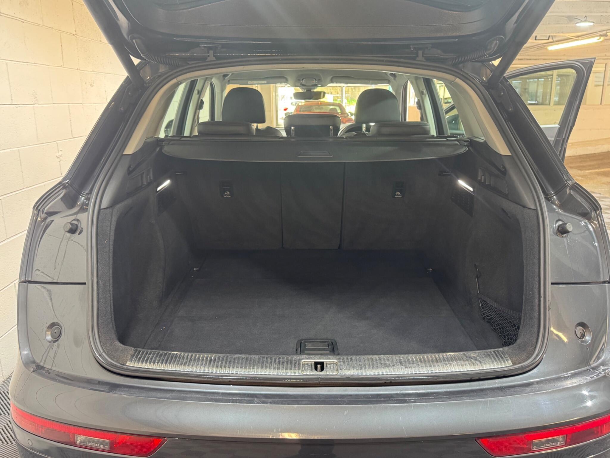 Audi Q5 - Image 13