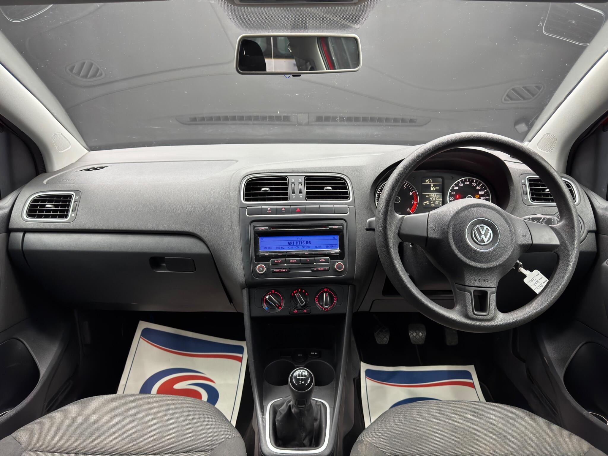 Volkswagen Polo - Image 10