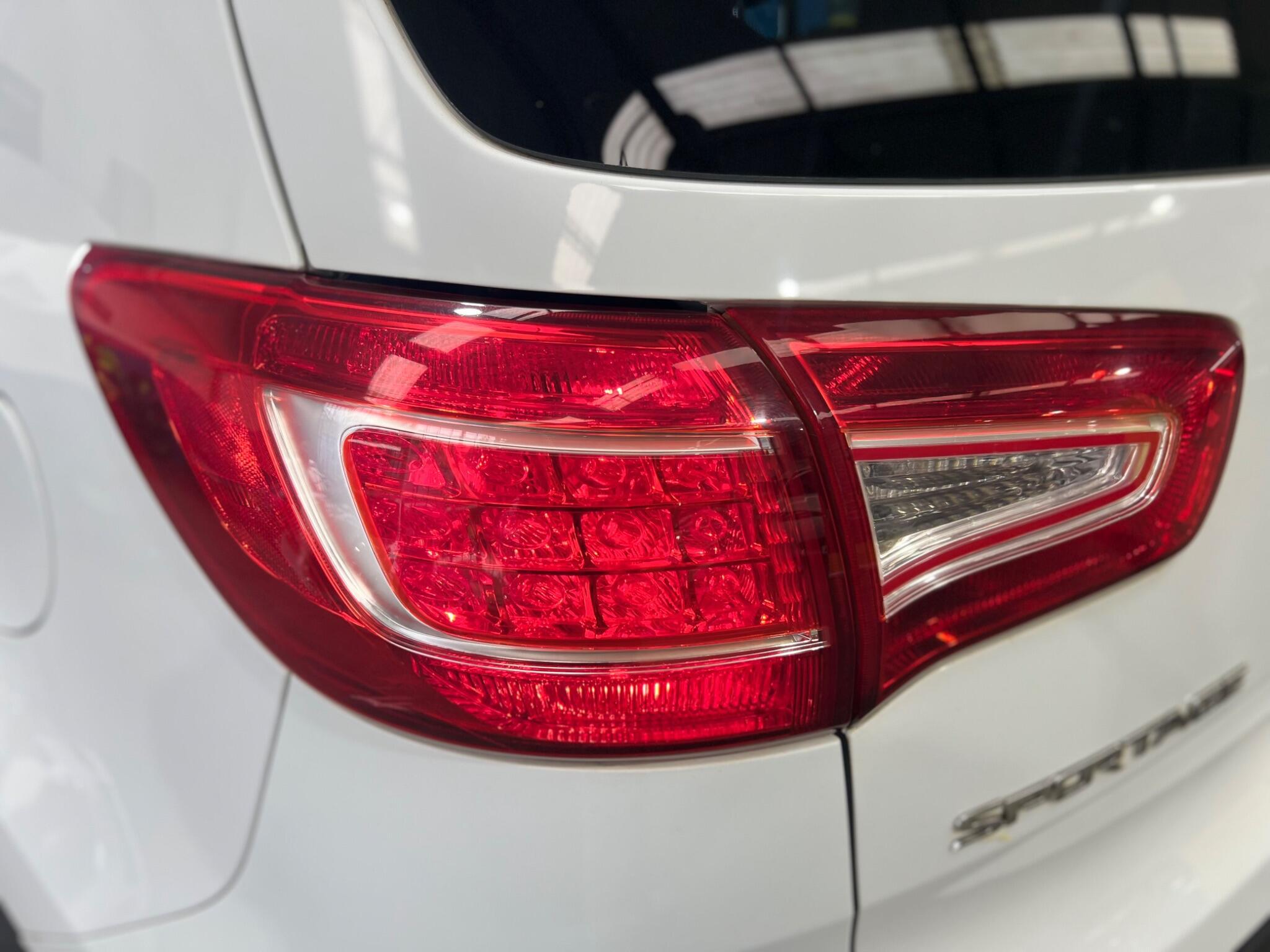Kia Sportage - Image 11