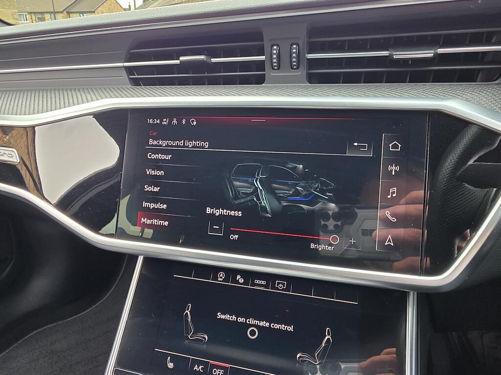 Audi A6 Avant - Image 42