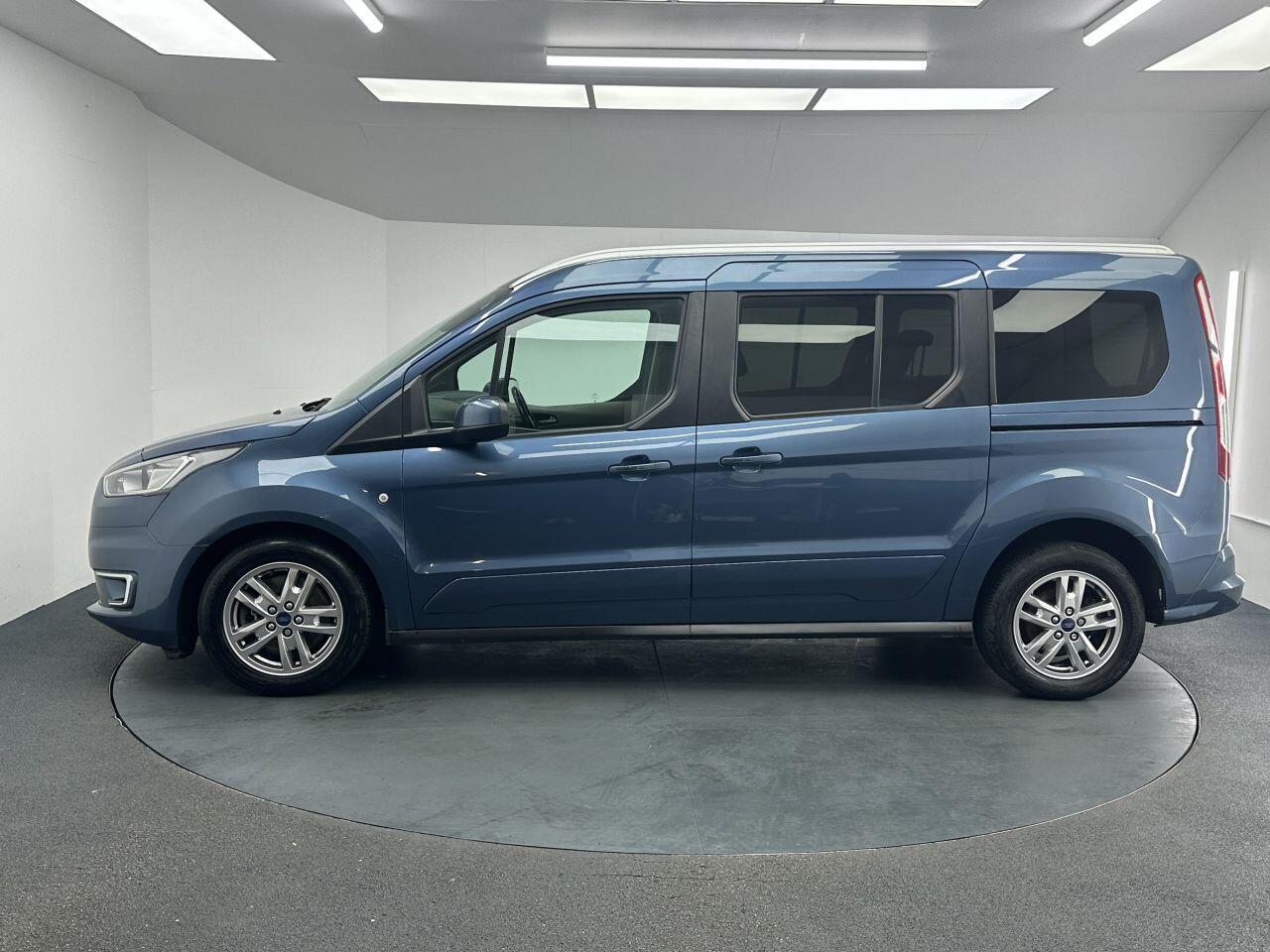 Ford Grand Tourneo Connect - Image 9