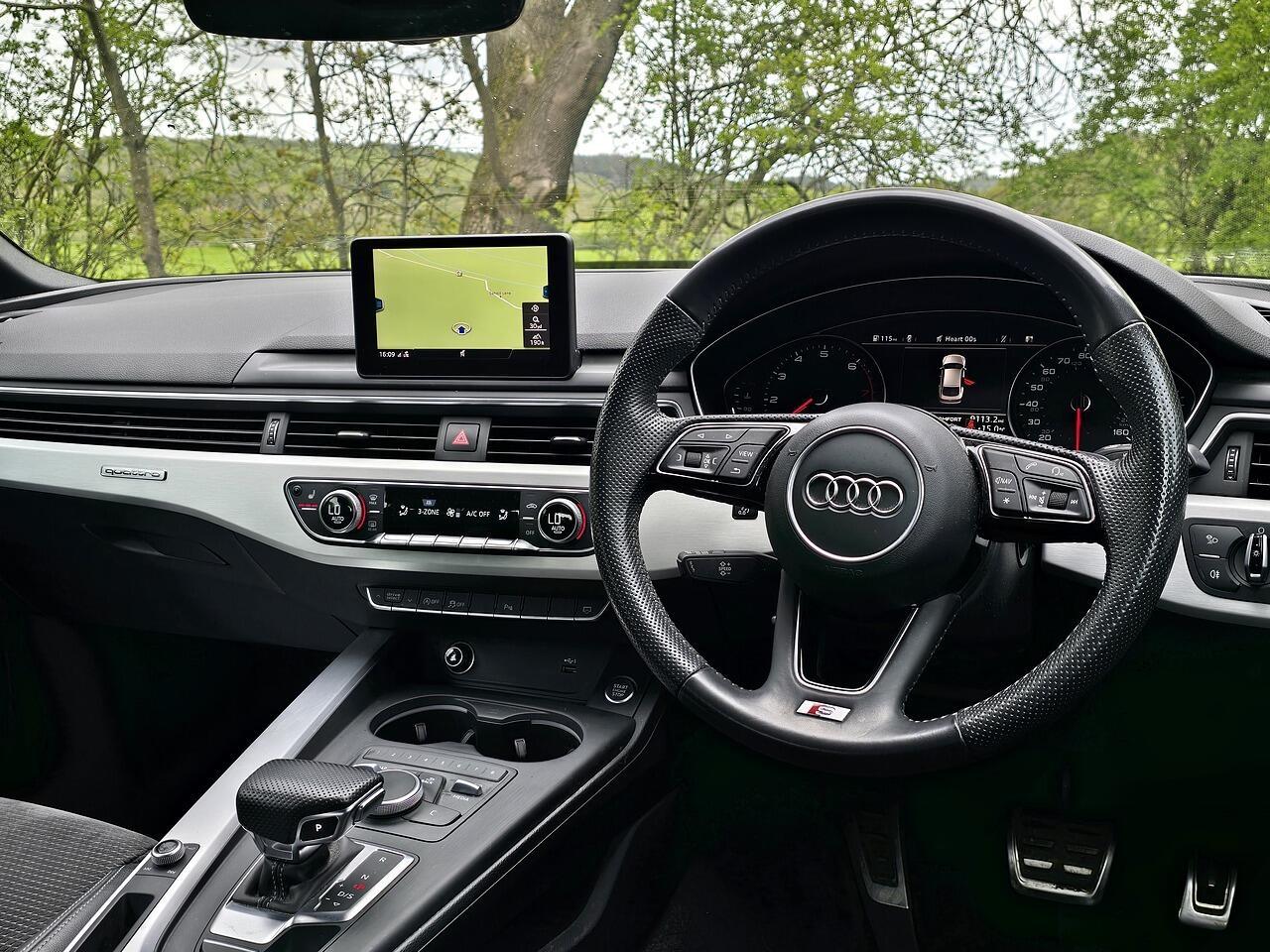 Audi A5 - Image 19