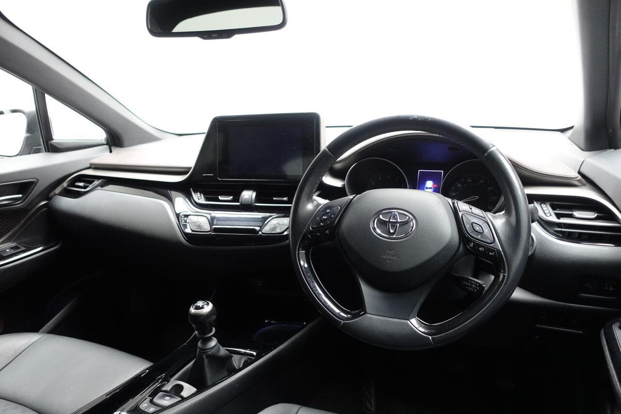 Toyota C-Hr - Image 15