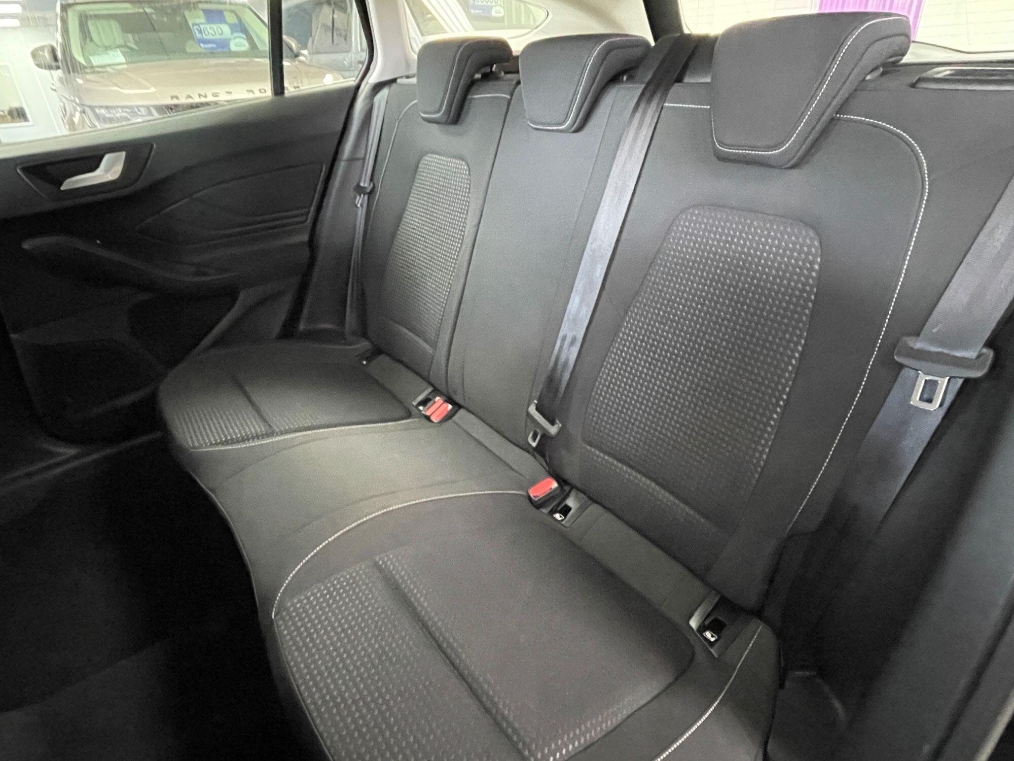 Ford Focus Diesel Estate - Image 29