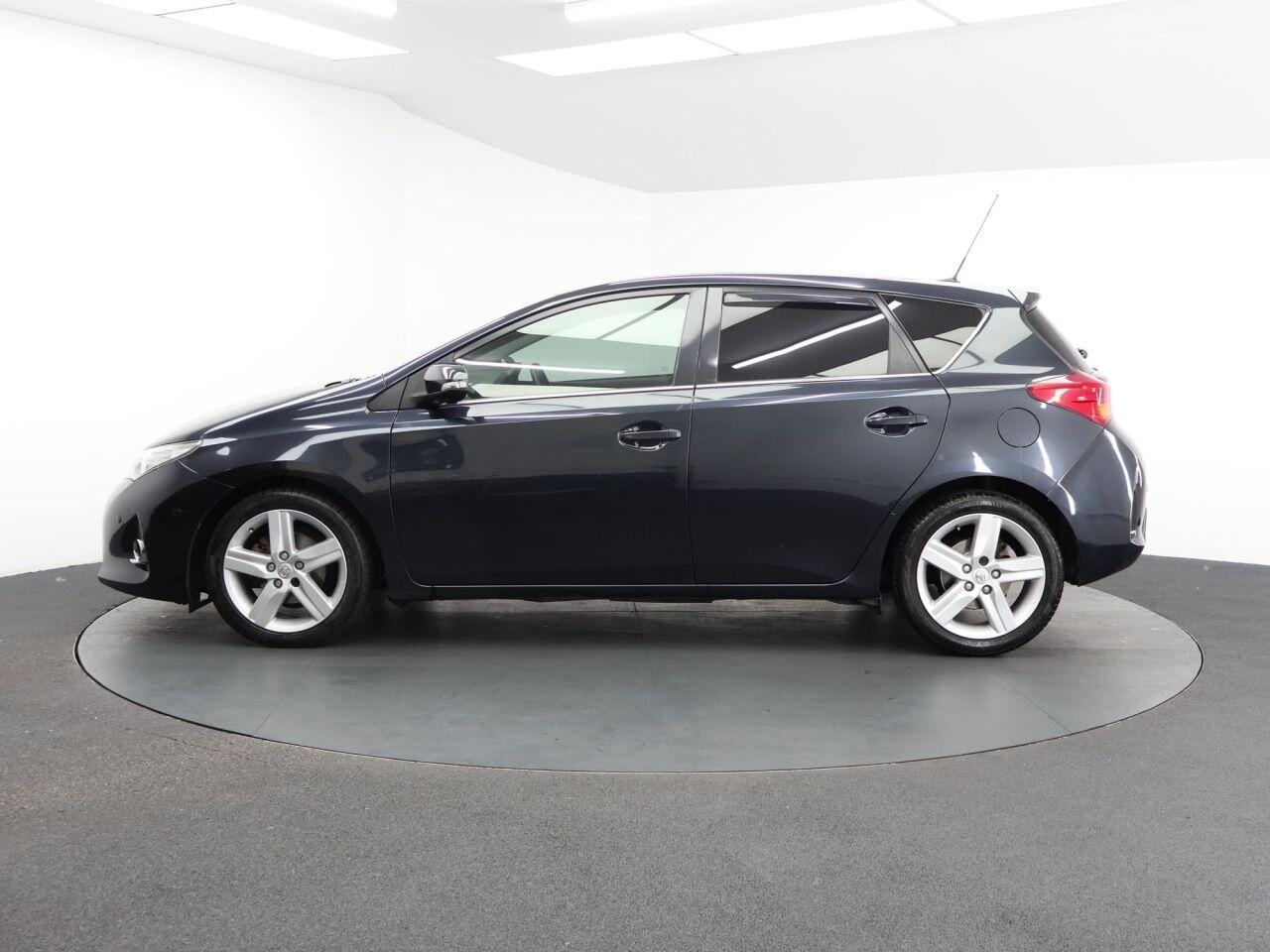 Toyota Auris - Image 7