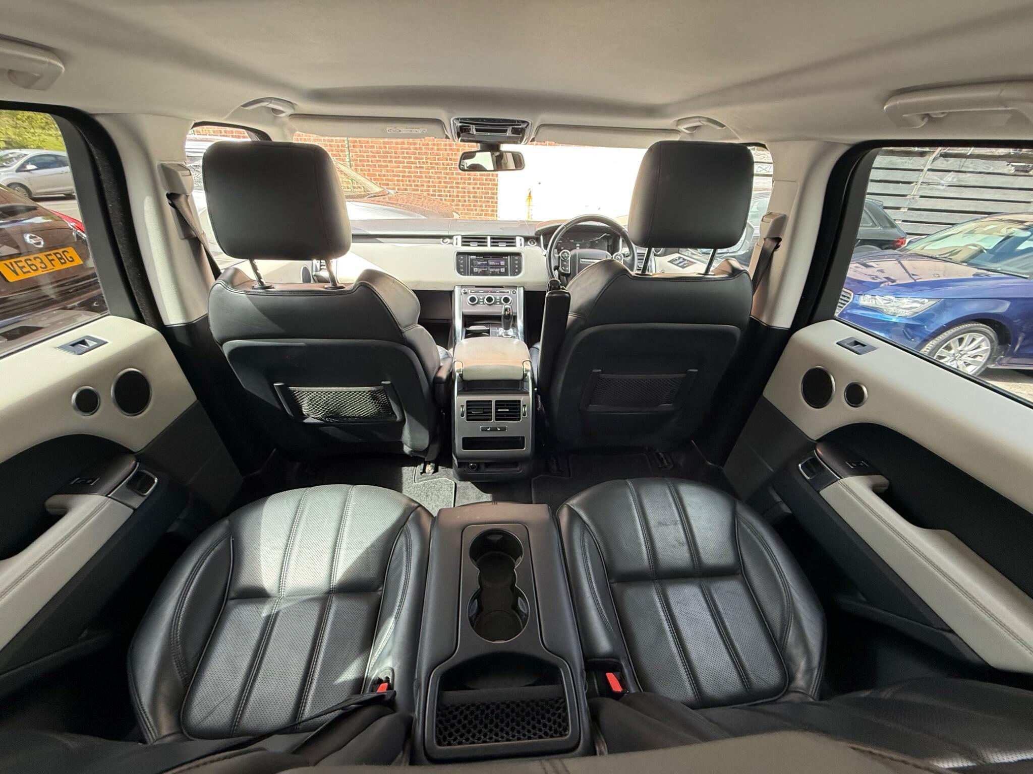 Land Rover RANGE ROVER SPORT - Image 31