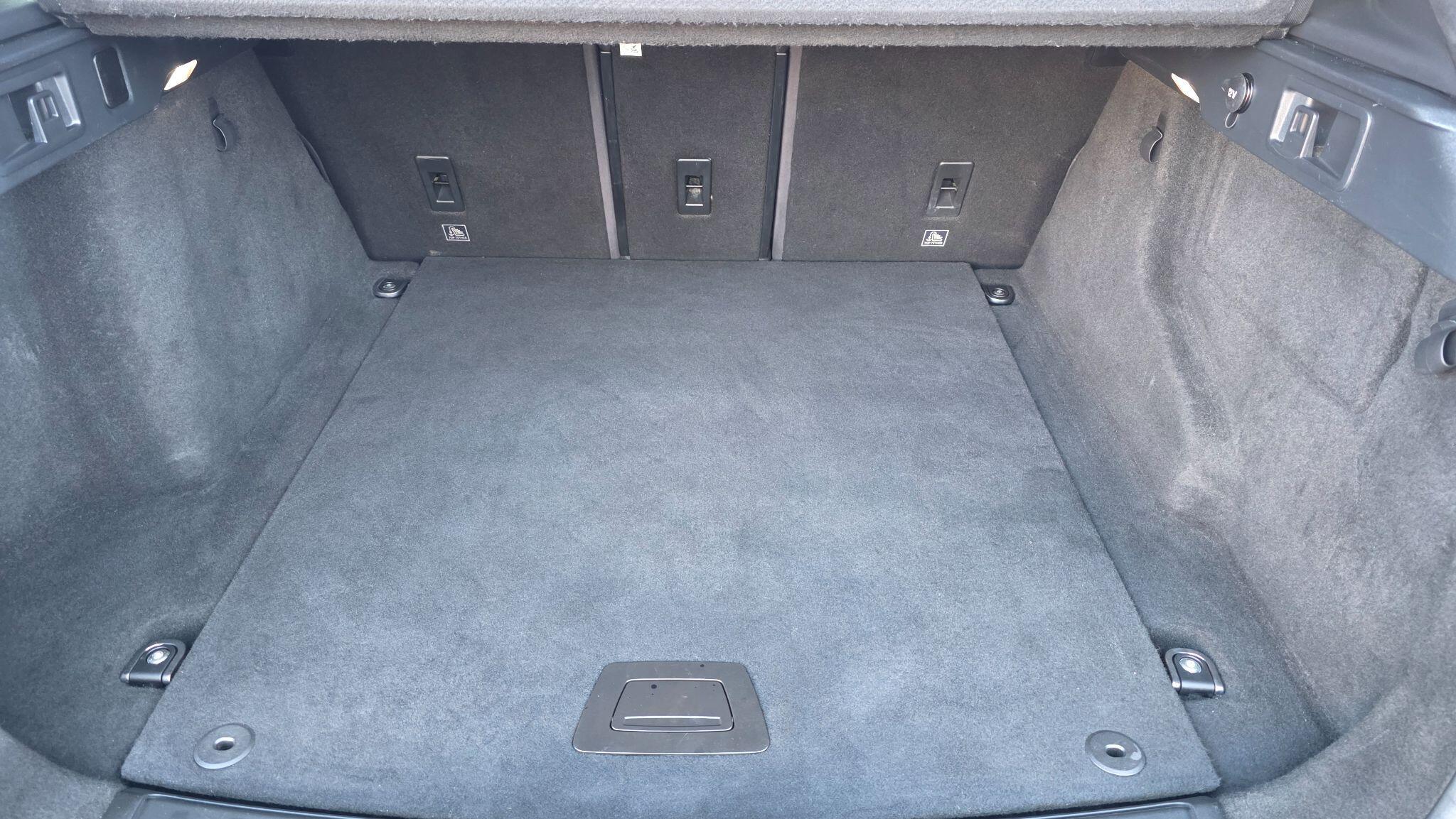 Jaguar F-Pace - Image 42