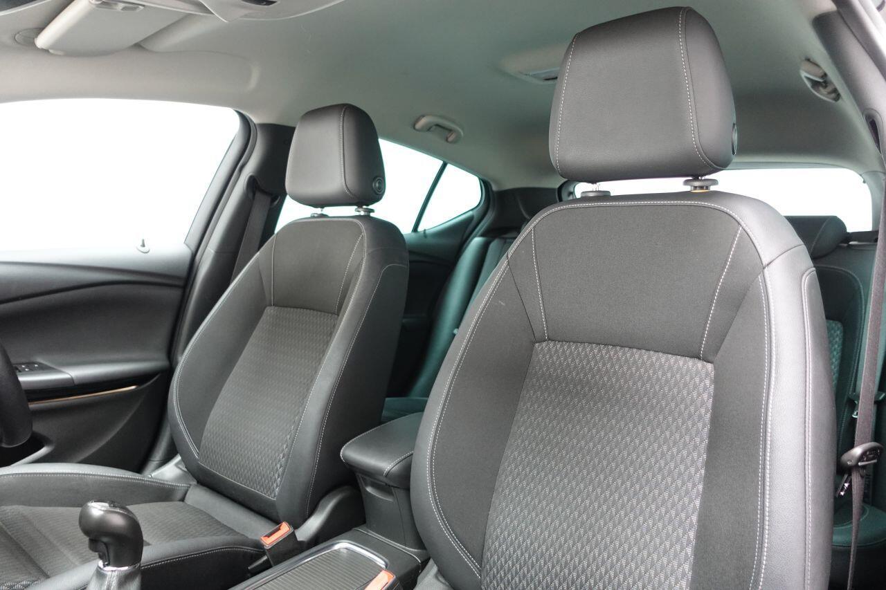 Vauxhall Astra - Image 17