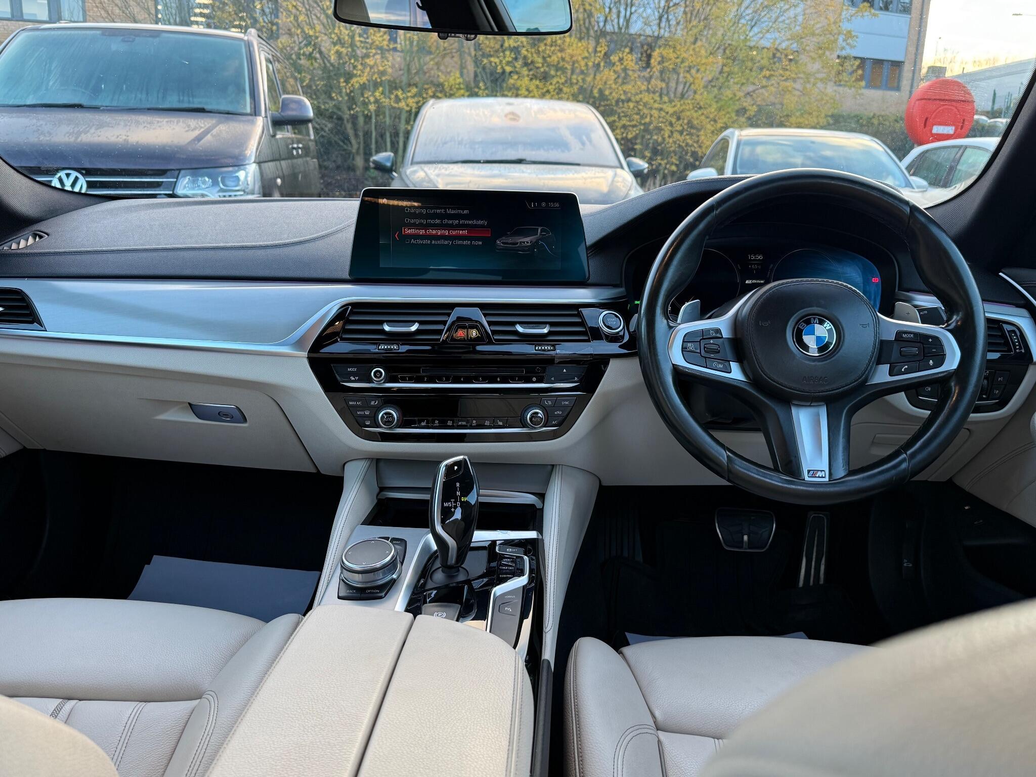 BMW 5 Series - Image 45