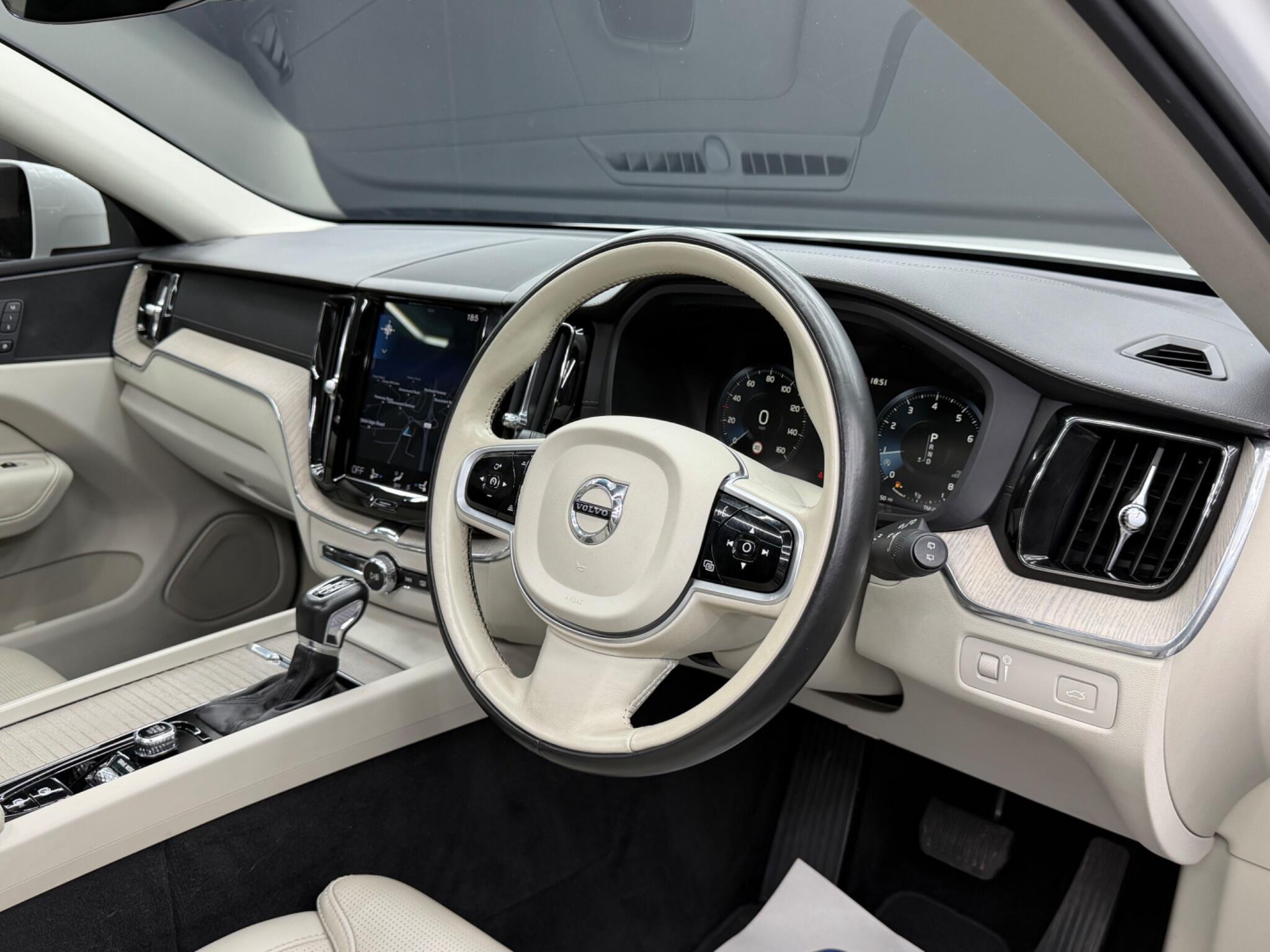 Volvo XC60 - Image 9