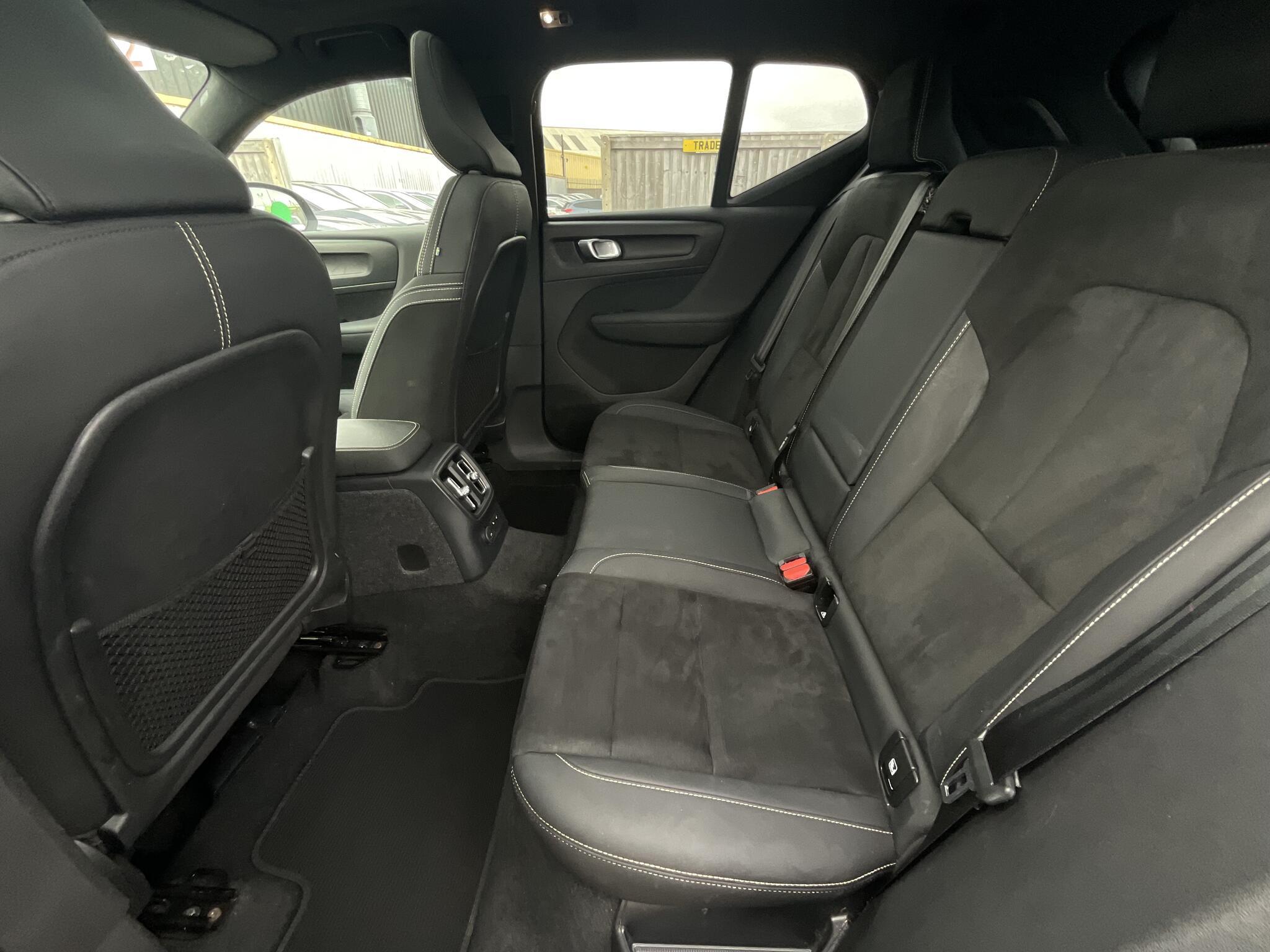 Volvo XC40 - Image 16