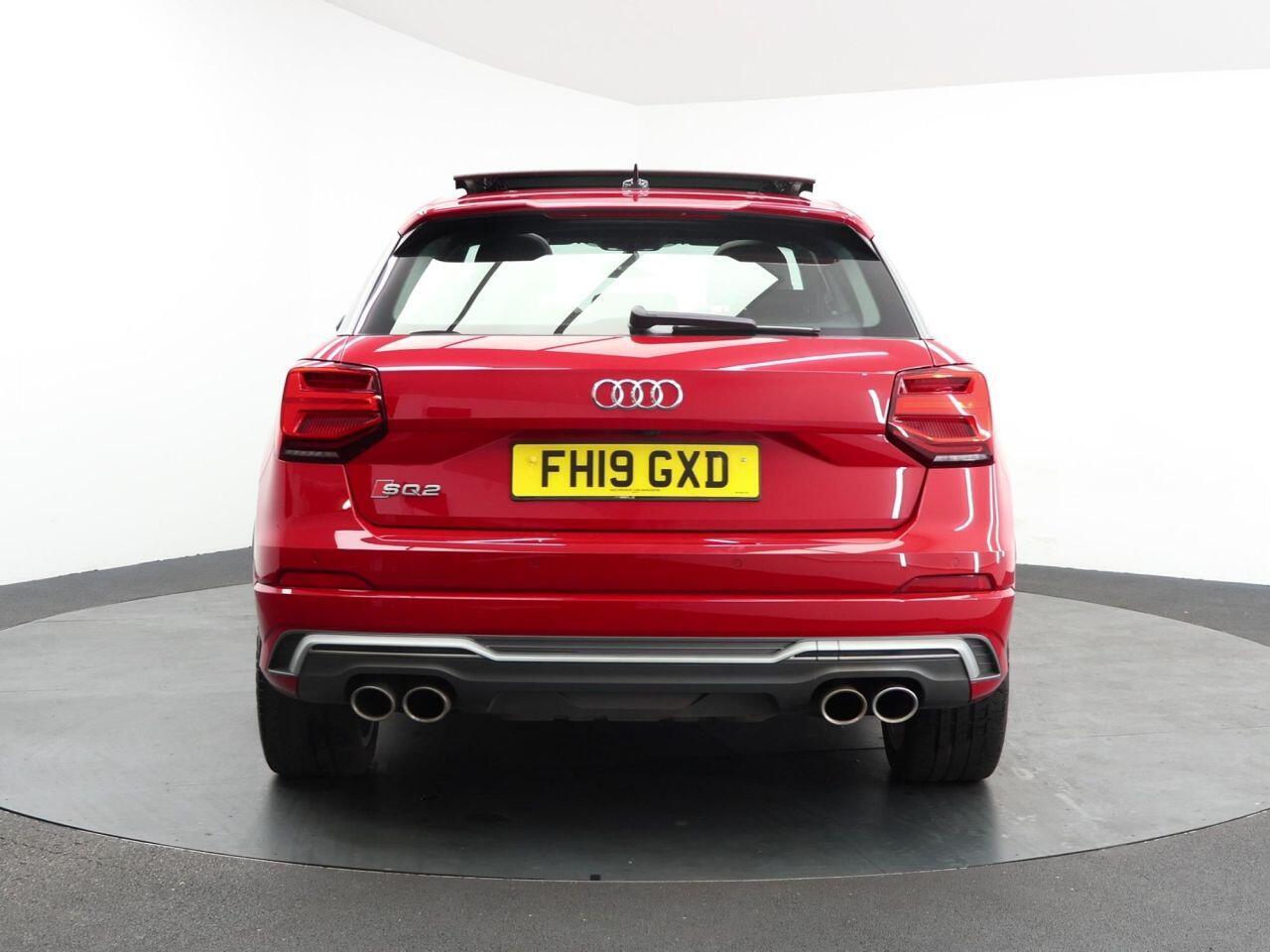 Audi SQ2 - Image 11