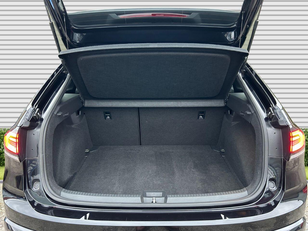 Volkswagen Taigo - Image 18