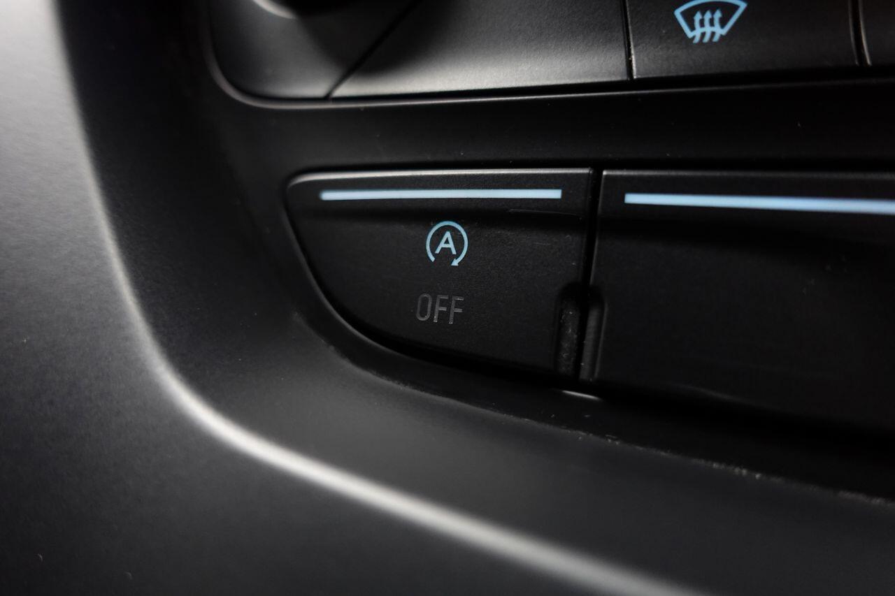 Ford Kuga - Image 47