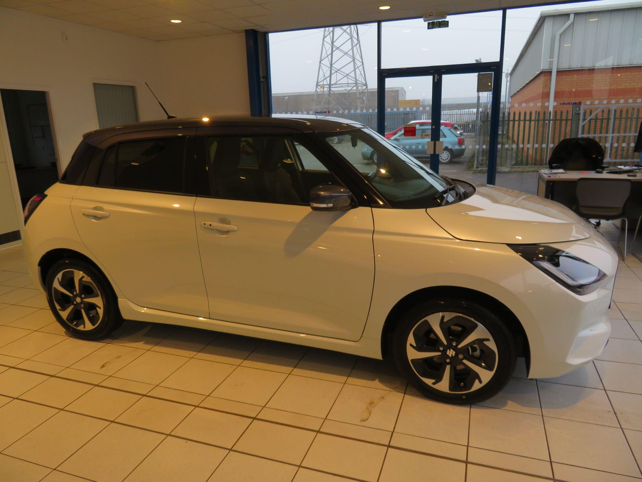 Suzuki Swift - Image 11