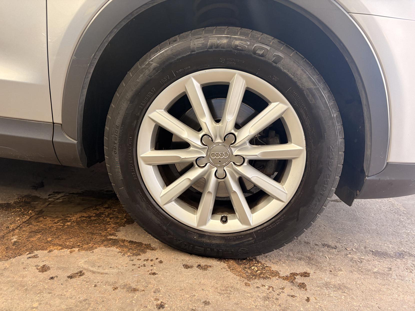 Audi Q3 - Image 17