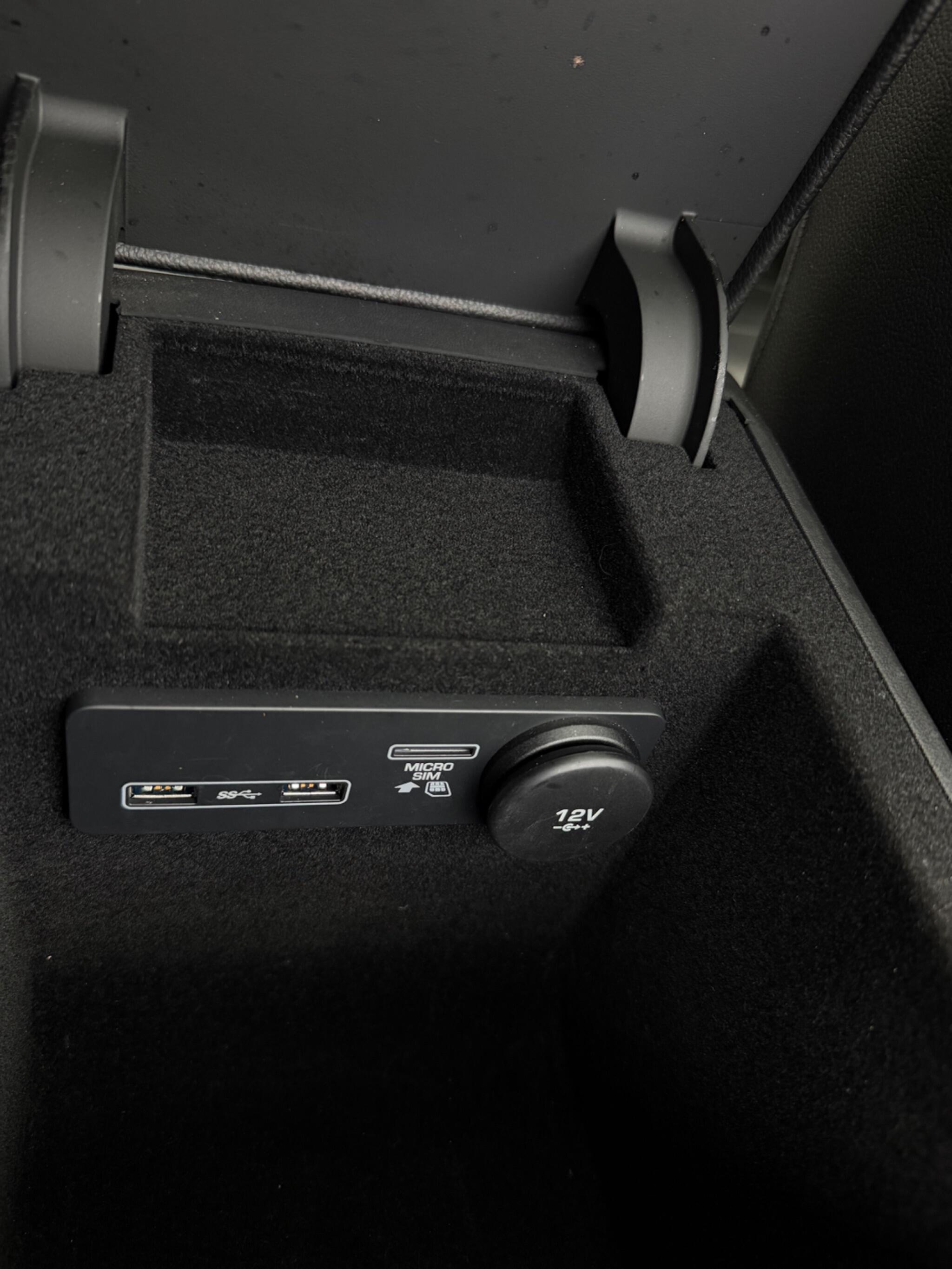 Jaguar F-Pace - Image 72