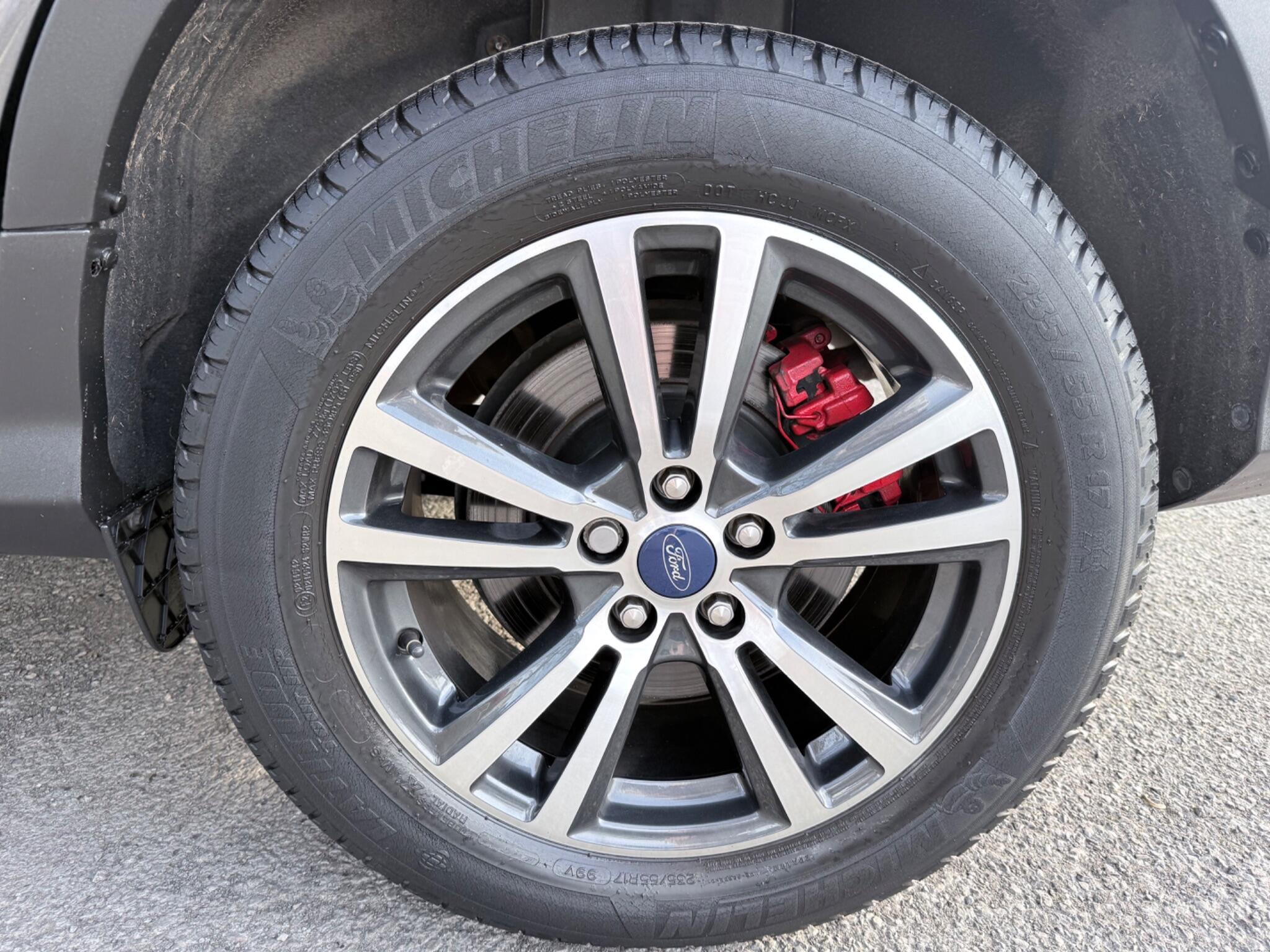 Ford Kuga - Image 33