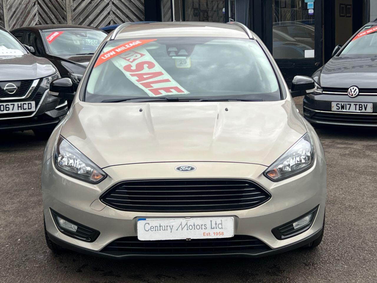 Ford Focus - Image 9
