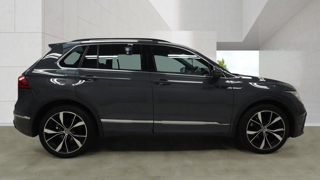 Volkswagen Tiguan - Image 8