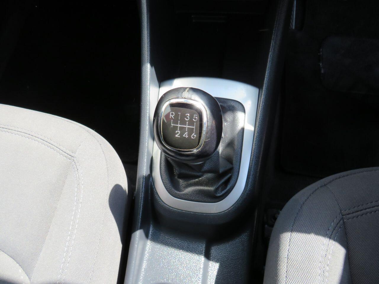 Kia Rio - Image 14
