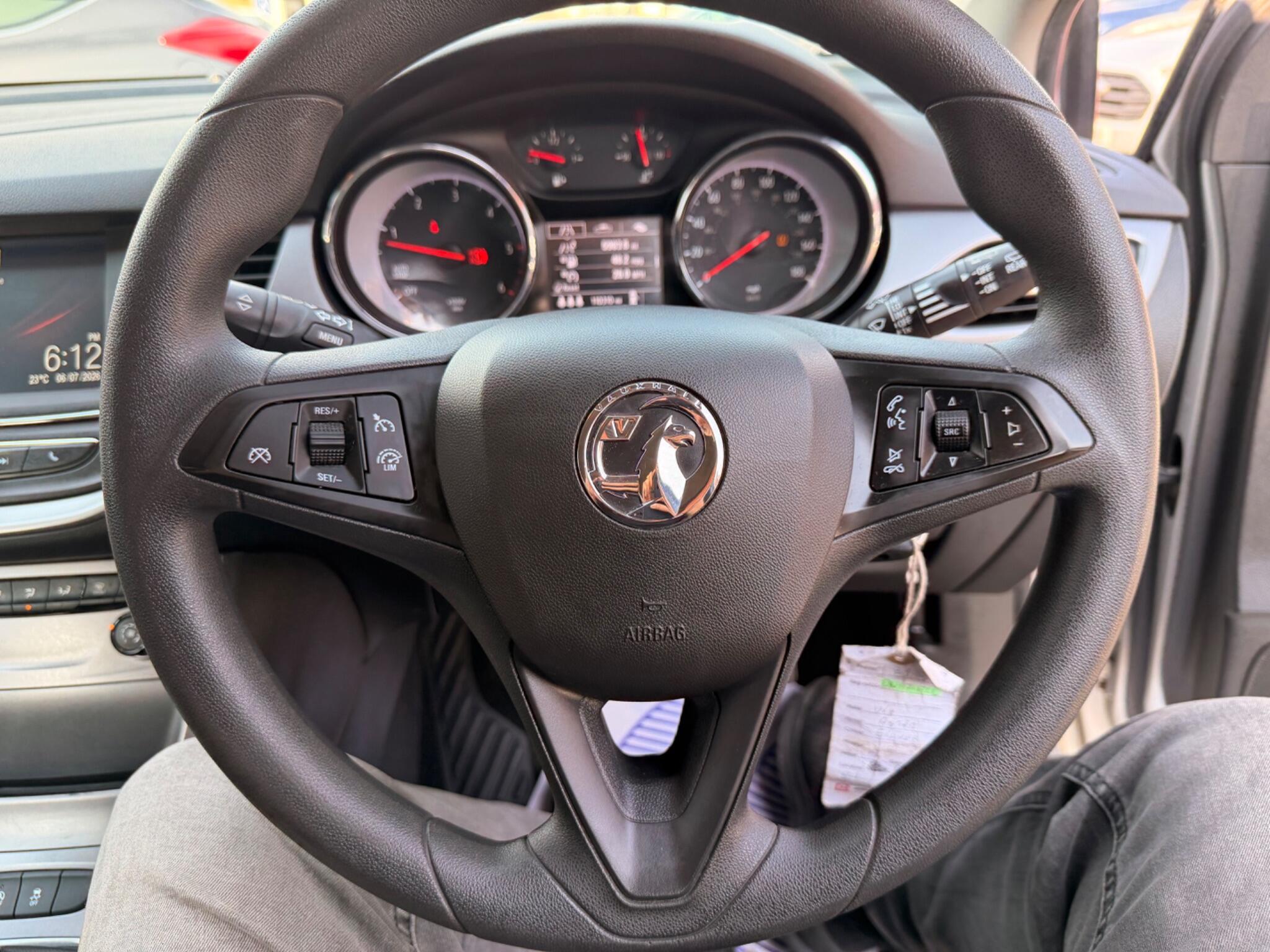 Vauxhall Astra - Image 20