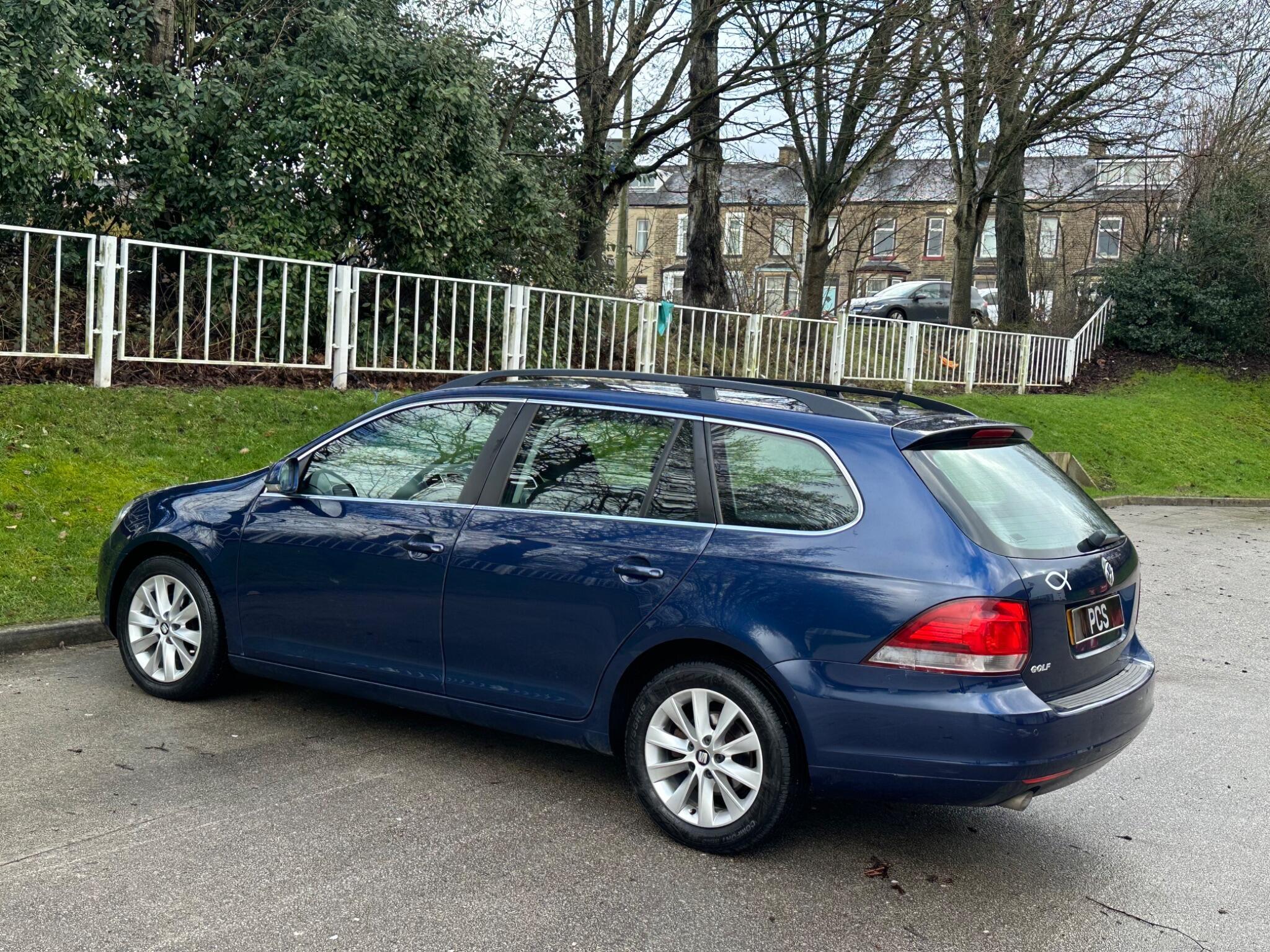 Volkswagen Golf - Image 13