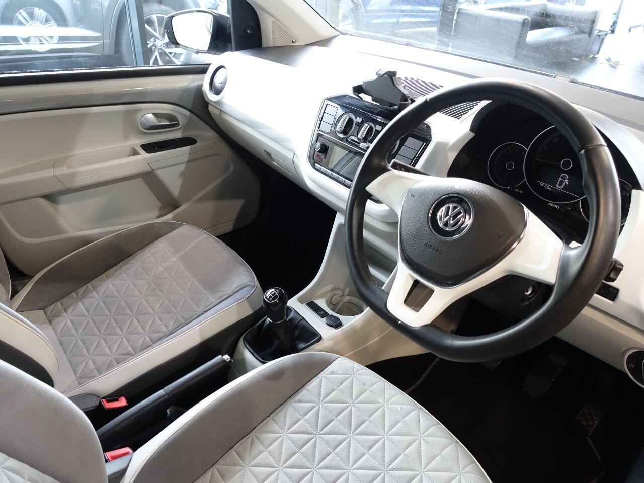 Volkswagen up! - Image 2